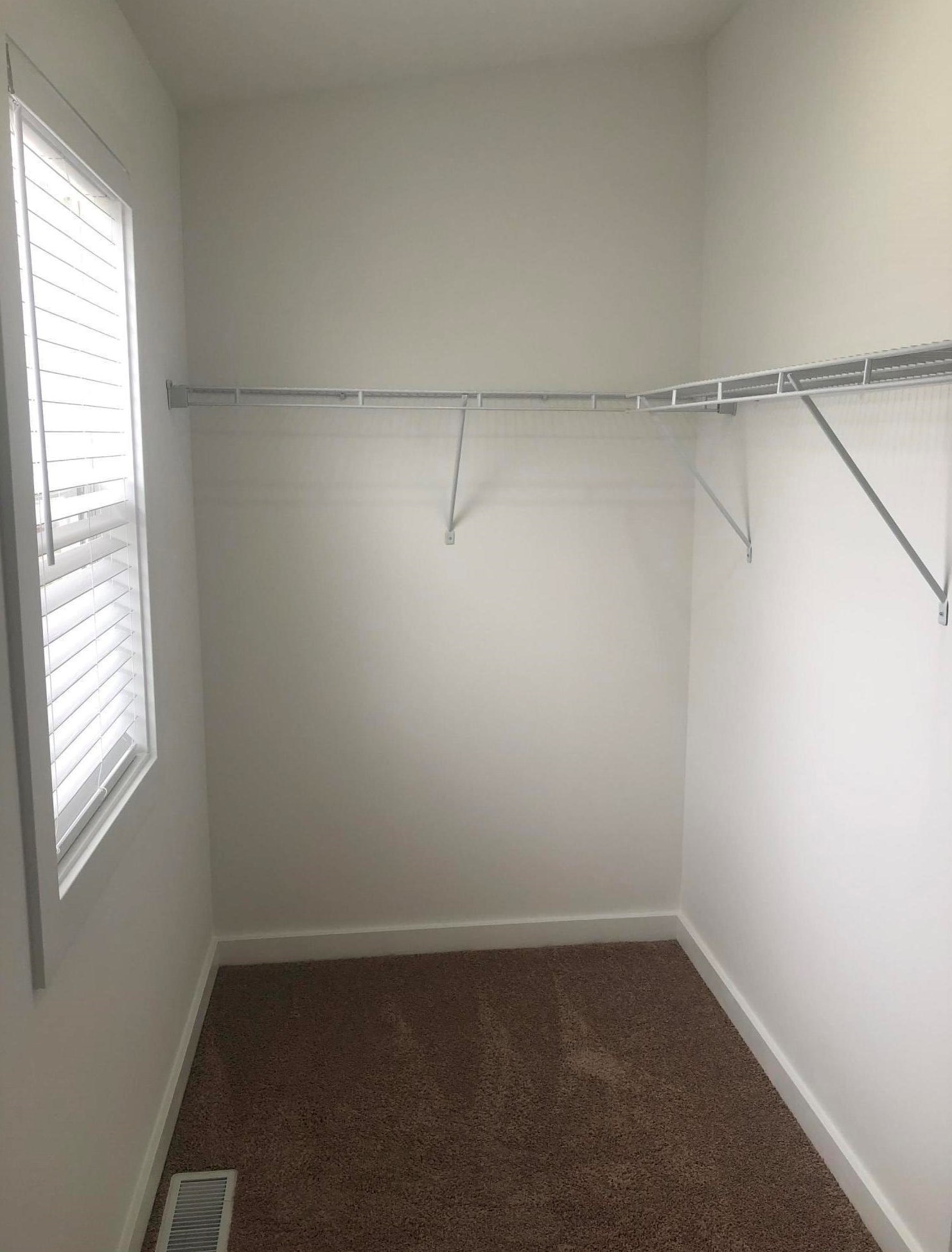 494 Shore Dr, Caledonia MI  49316-9227 exterior