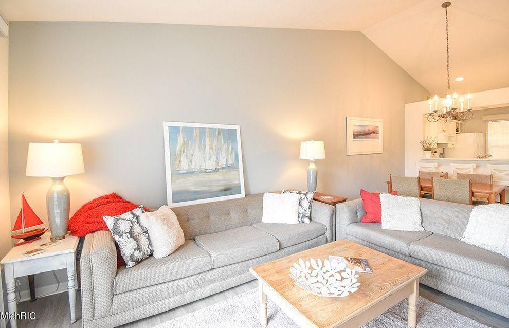 507 Abbey Mill Dr, Ada MI 49301-7746 exterior