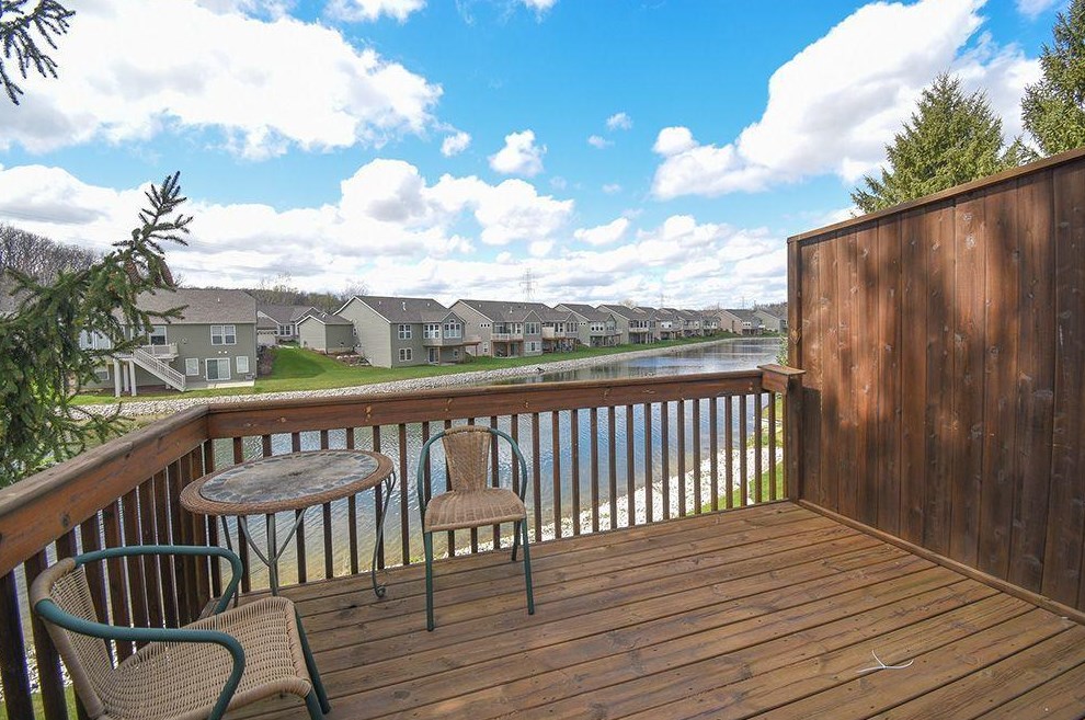 507 Abbey Mill Dr, Ada MI 49301-7746 exterior