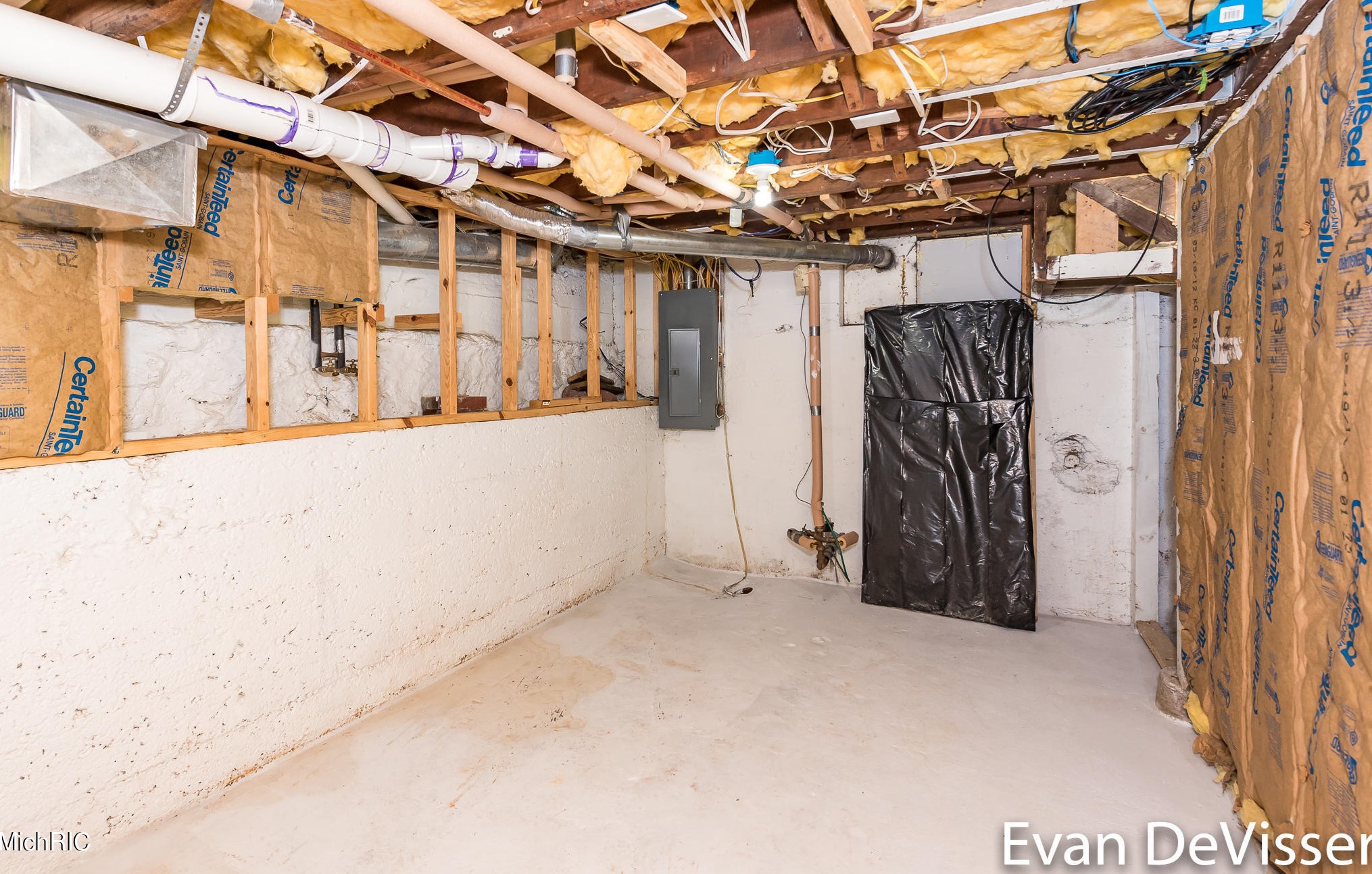 2482 85th St, Byron Township MI  49315-9260 exterior