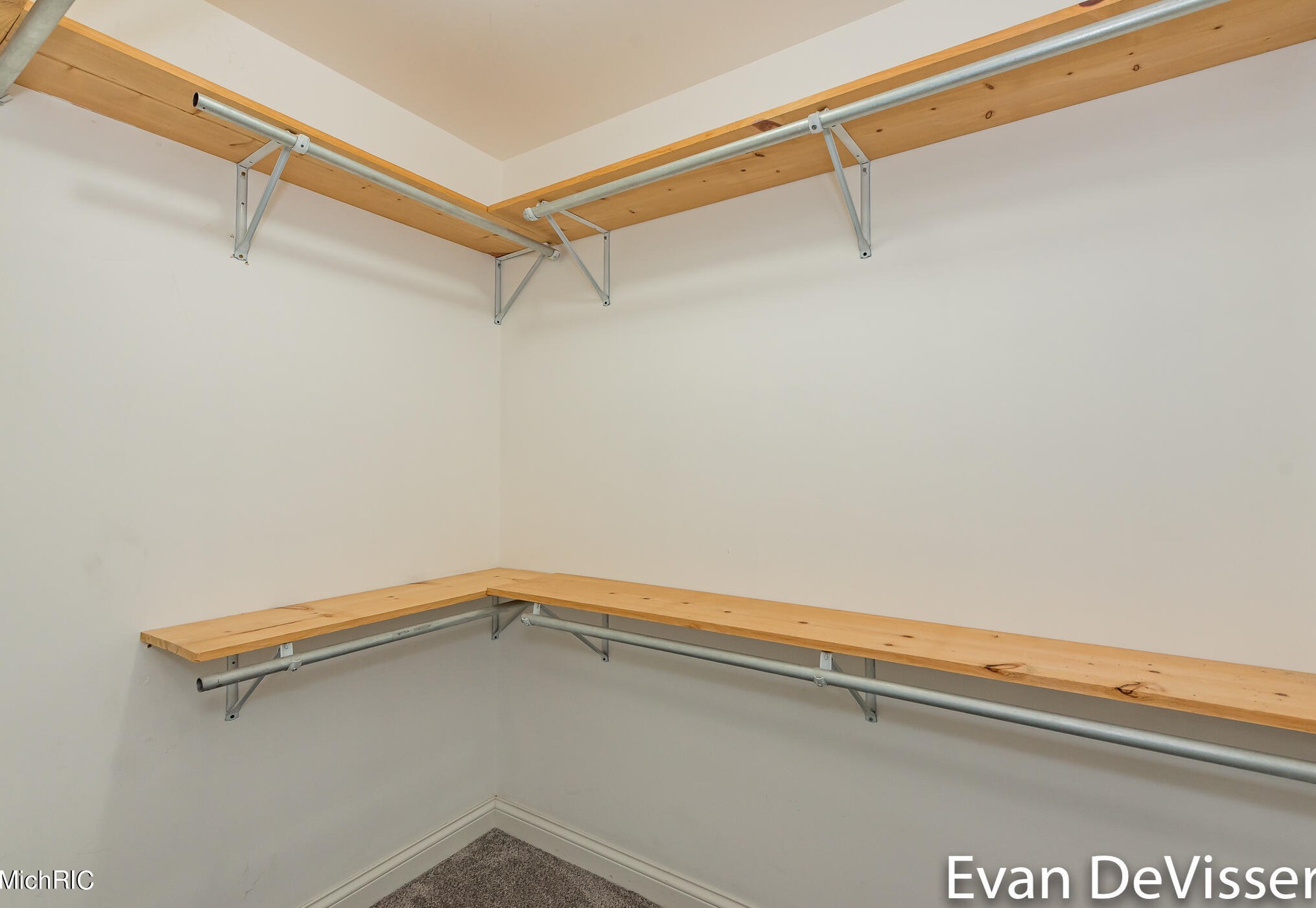 2482 85th St, Byron Township MI  49315-9260 exterior