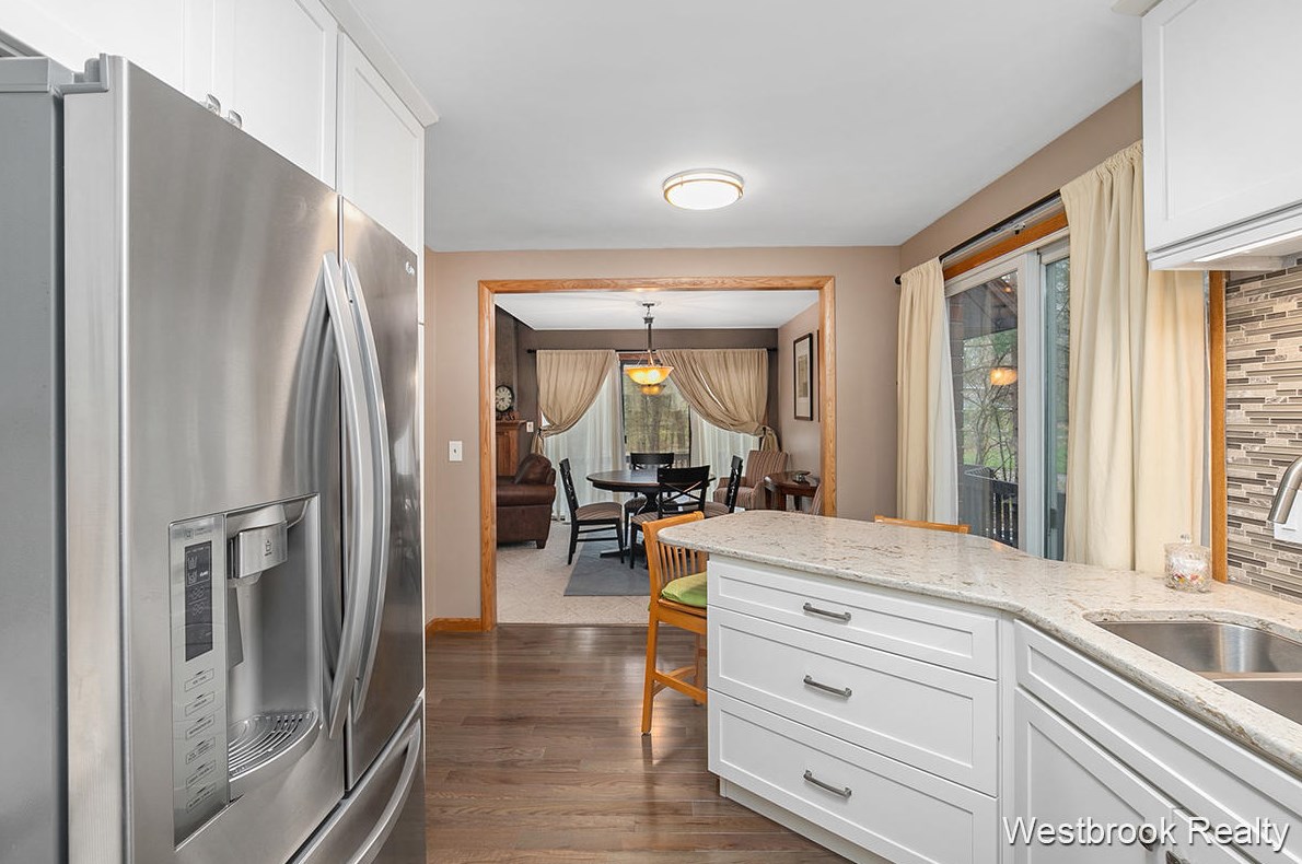 5640 Hall St, Grand Rapids MI  49546-3844 exterior