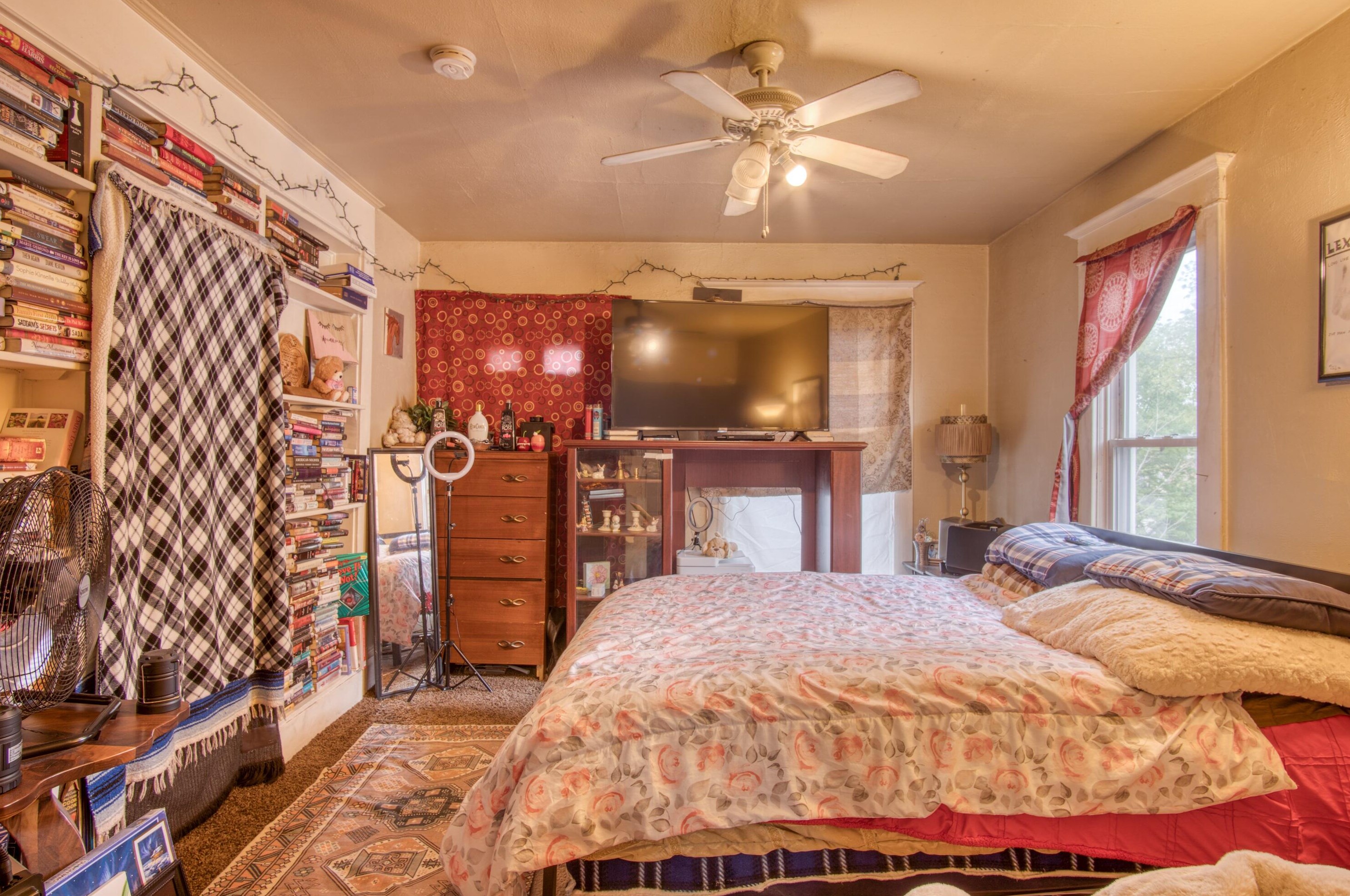 947 Fremont Ave, Grand Rapids MI 49504-4367 exterior