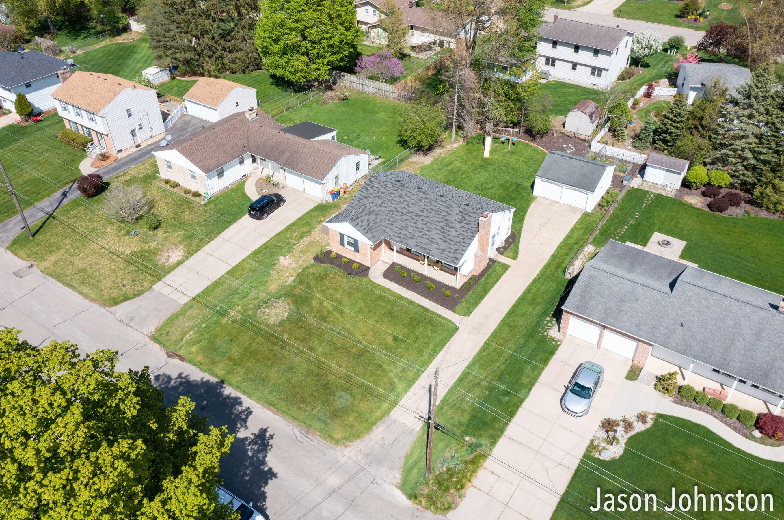 3510 Chamberlain Ave, Grand Rapids MI  49508-2658 exterior