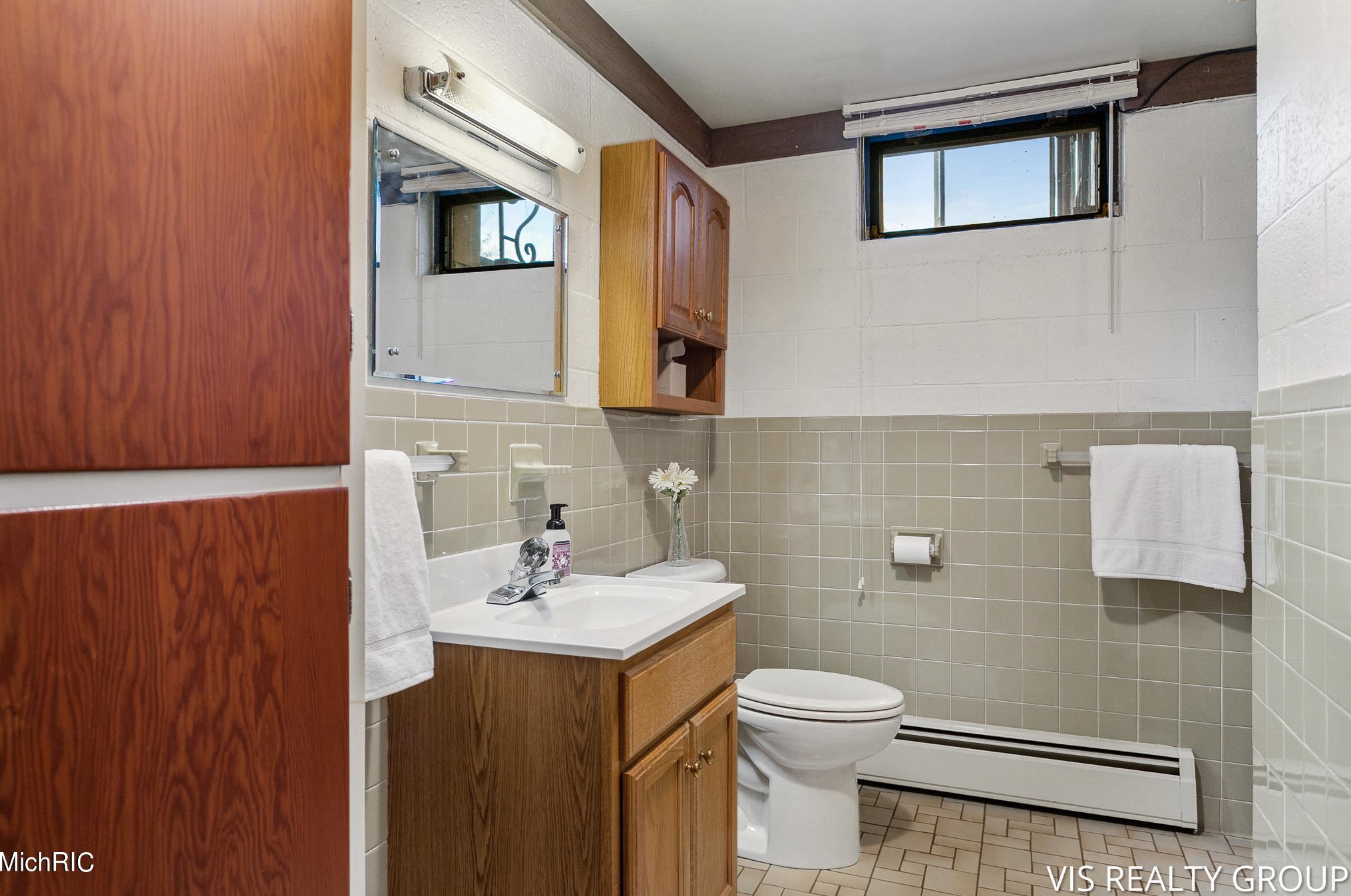 15746 Pruin St, Spring Lake MI  49456-2233 exterior