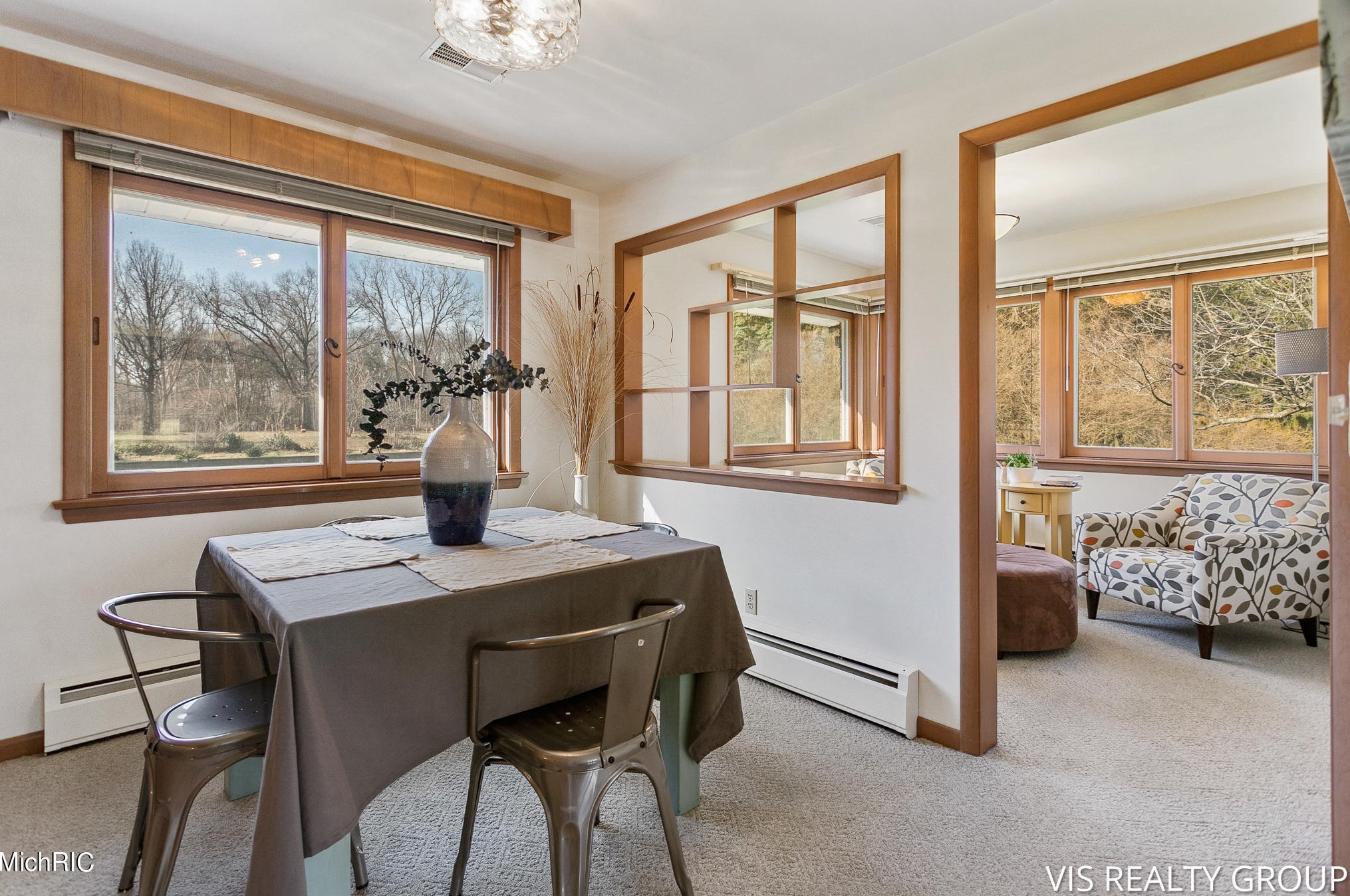 15746 Pruin St, Spring Lake MI  49456-2233 exterior