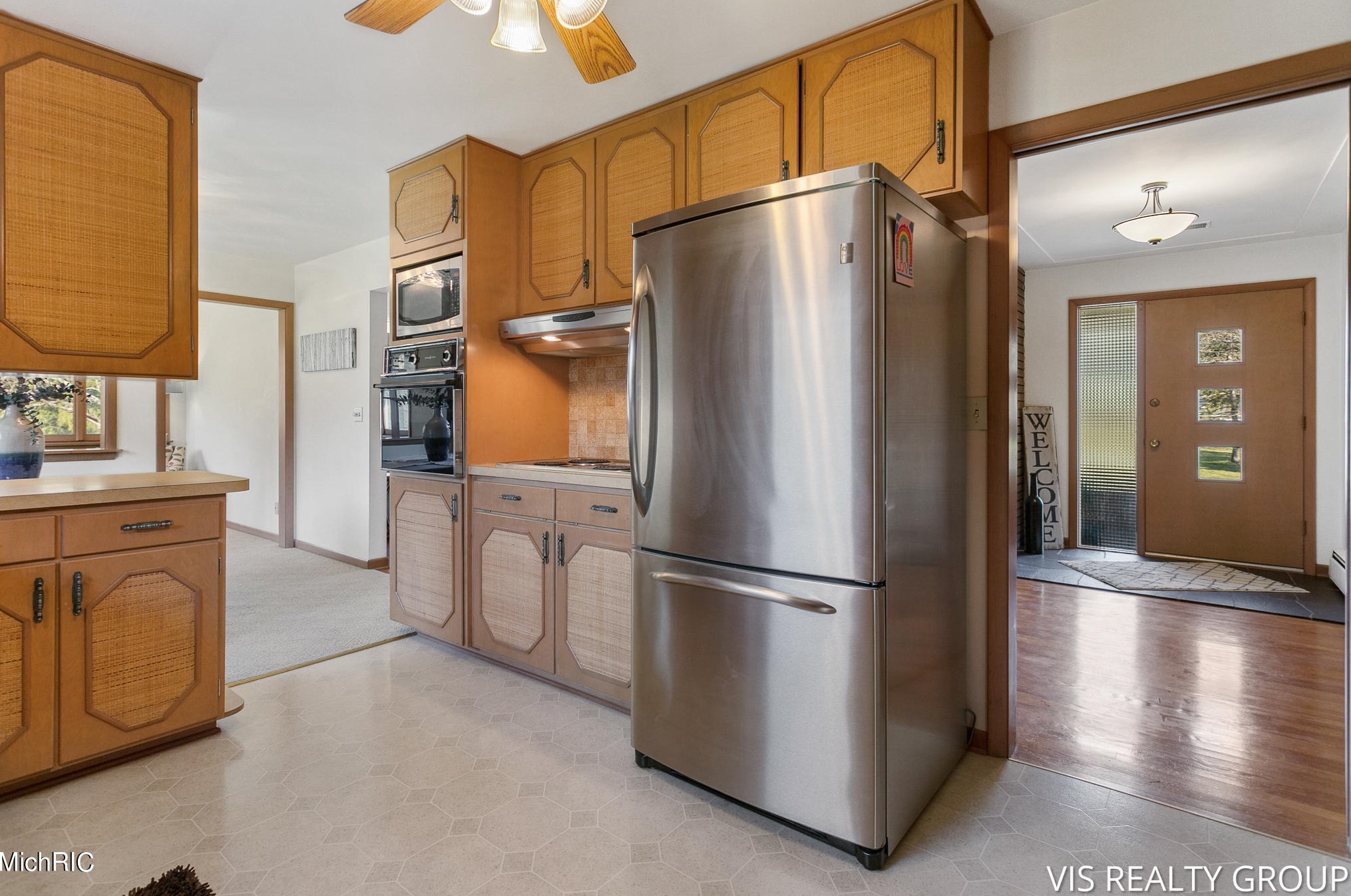 15746 Pruin St, Spring Lake MI  49456-2233 exterior