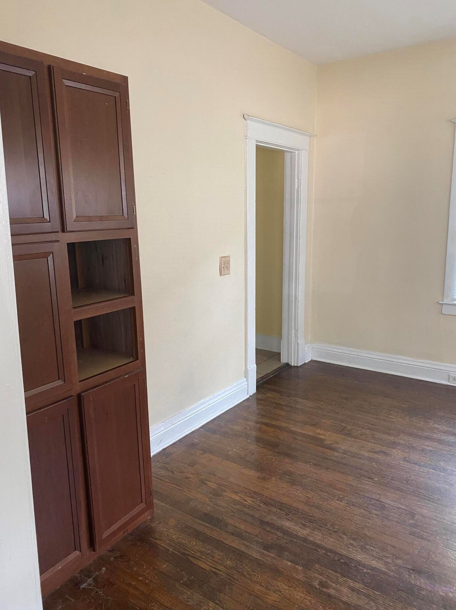 310 Fairbanks St, Grand Rapids MI  49503-1603 exterior