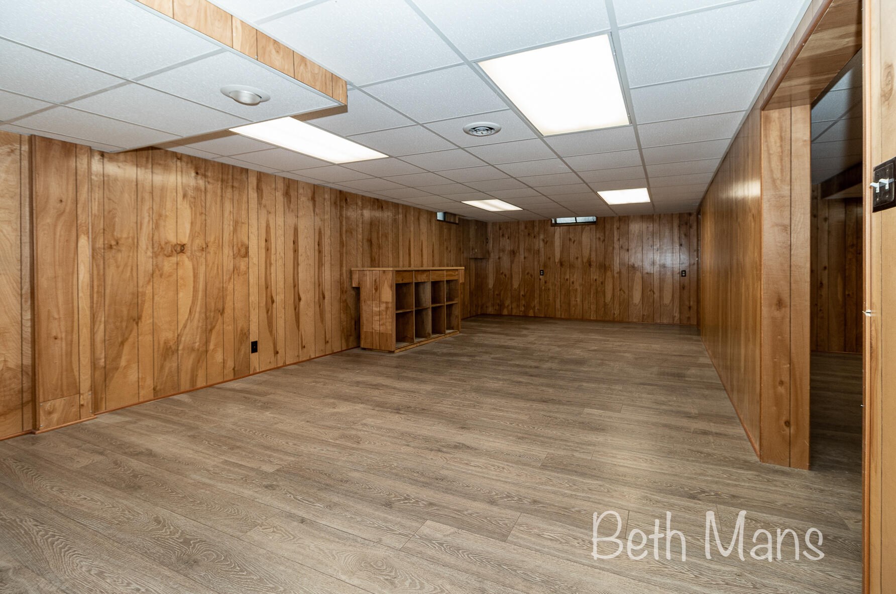 1814 Emerald Ave, Grand Rapids MI  49505-4823 exterior