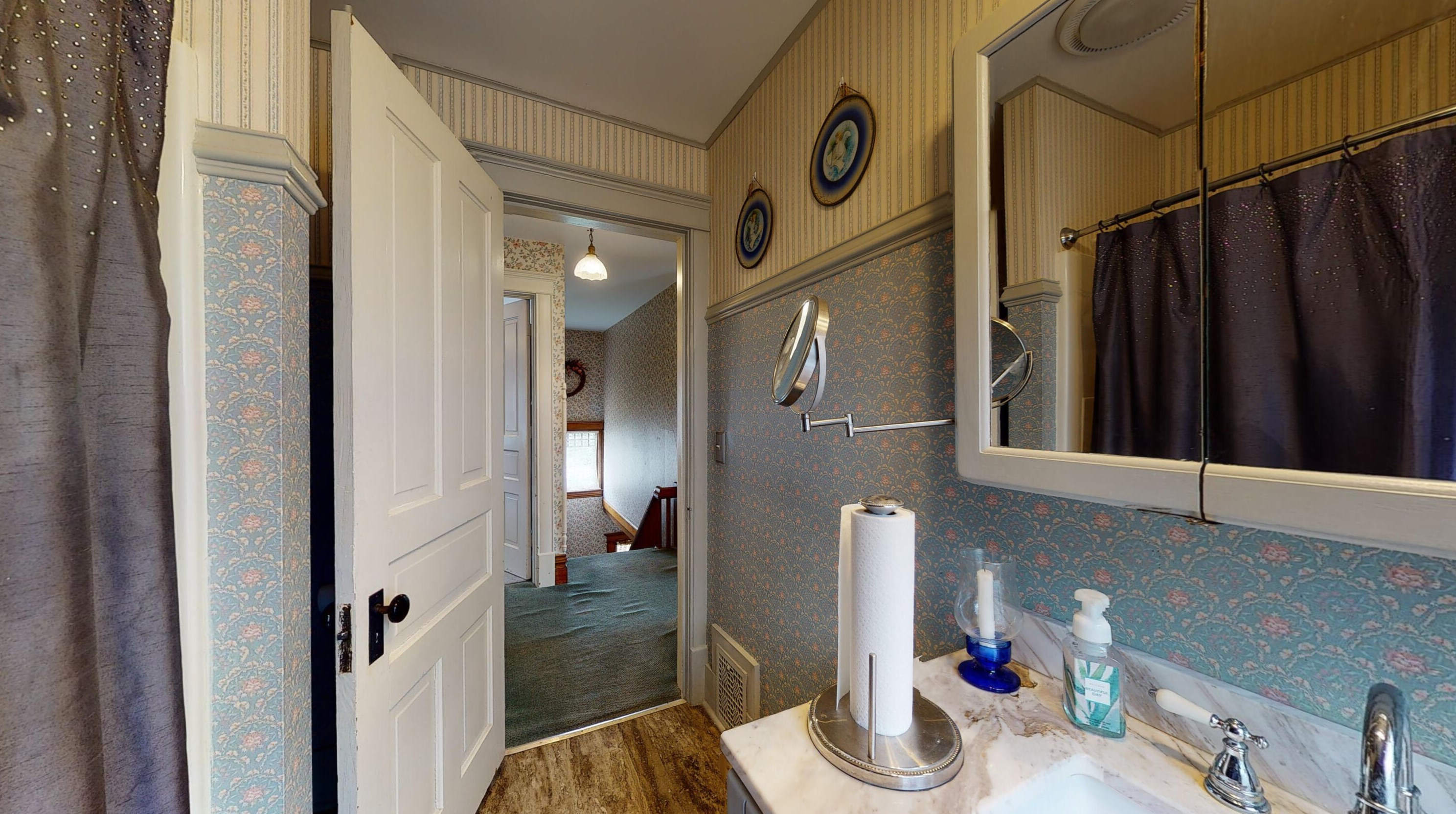 506 Prospect St, Marshall MI  49068-1248 exterior