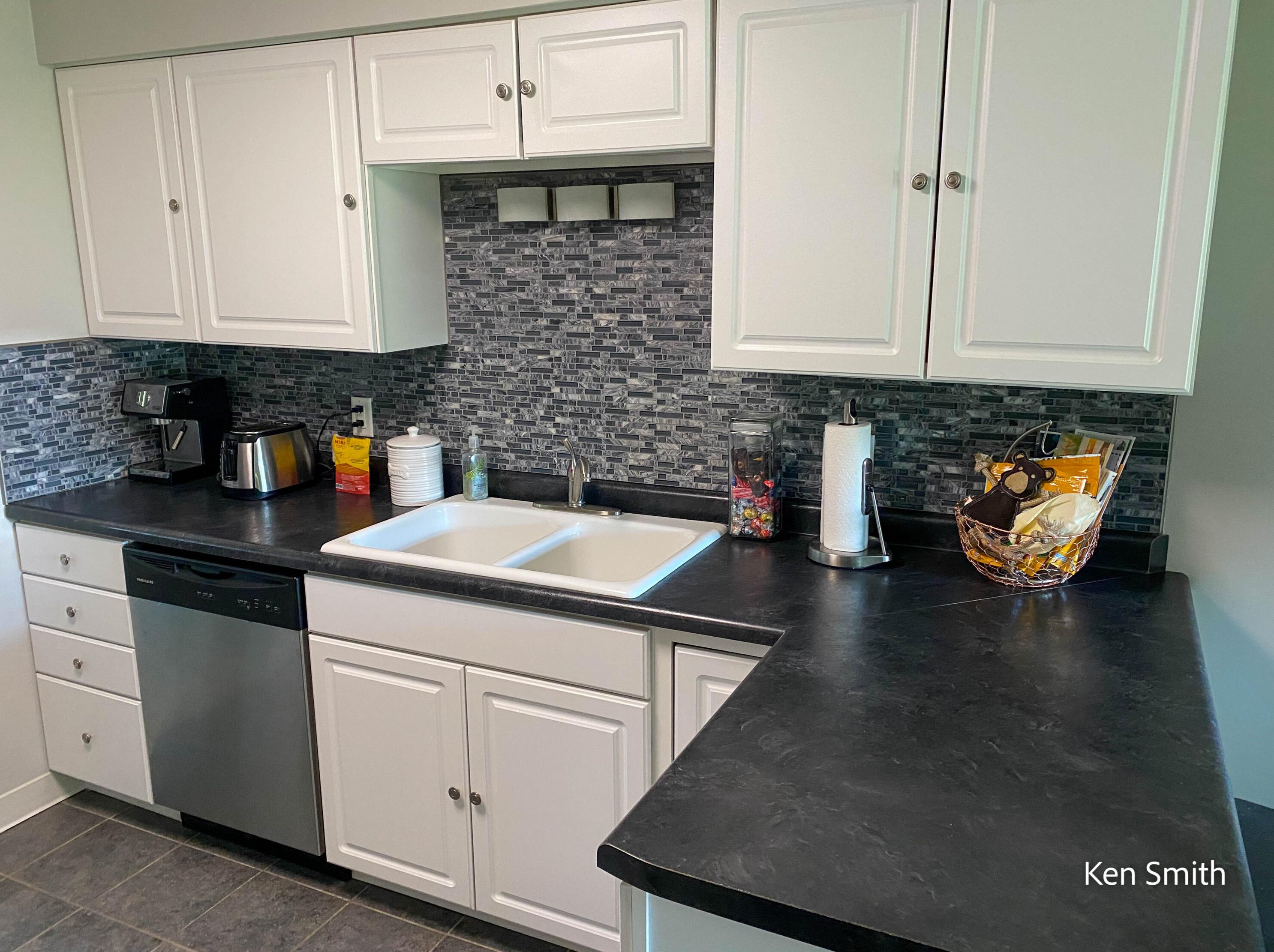 406 Orient St, Kalamazoo MI  49004-1757 exterior