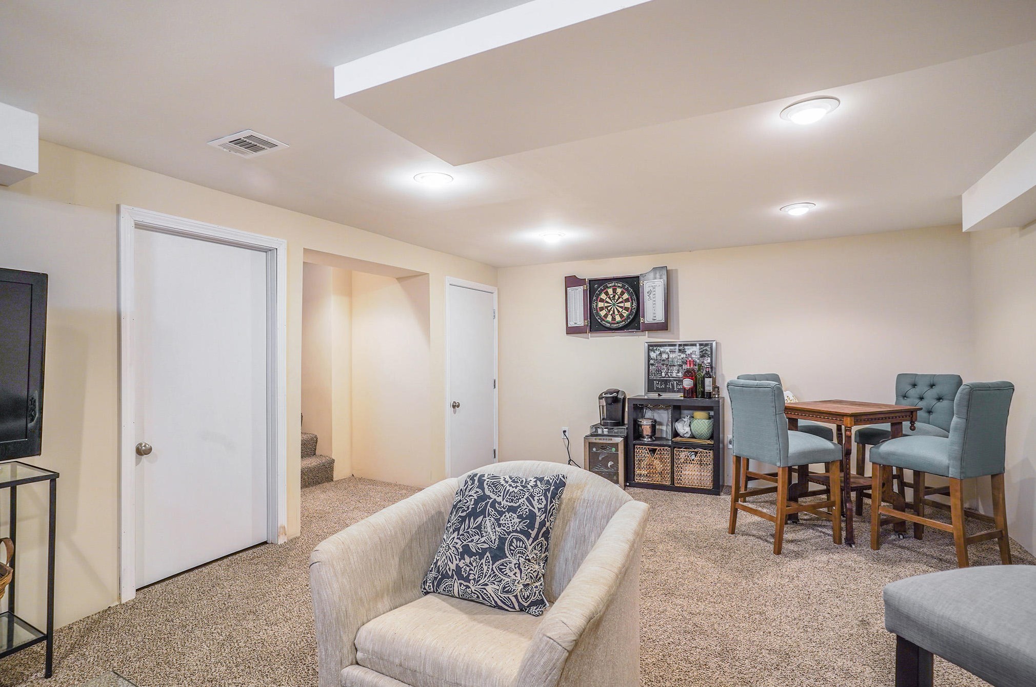 64 Wallinwood Ave, Grand Rapids MI  49503-3720 exterior