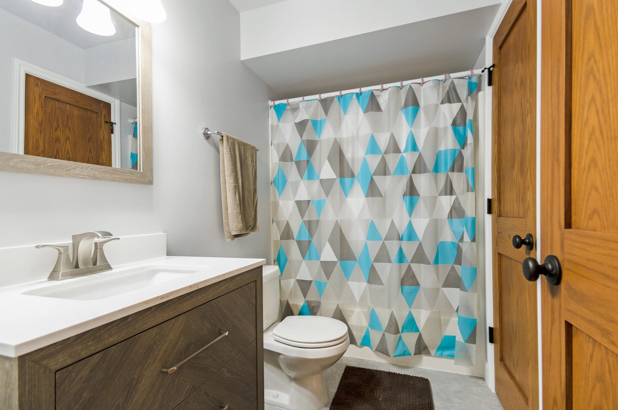 1422 Leffingwell Ave, Grand Rapids MI  49525-4526 exterior