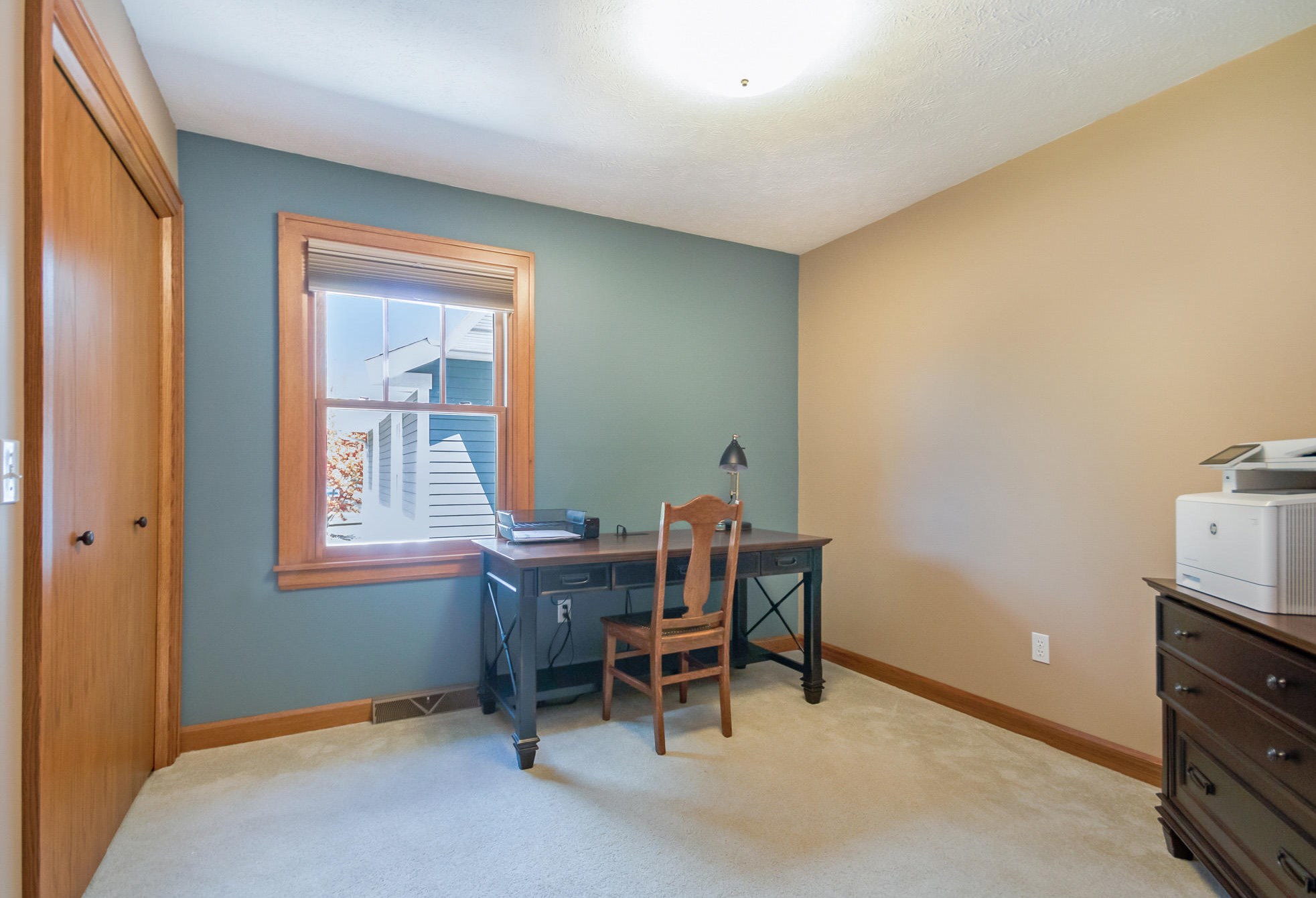 1422 Leffingwell Ave, Grand Rapids MI  49525-4526 exterior