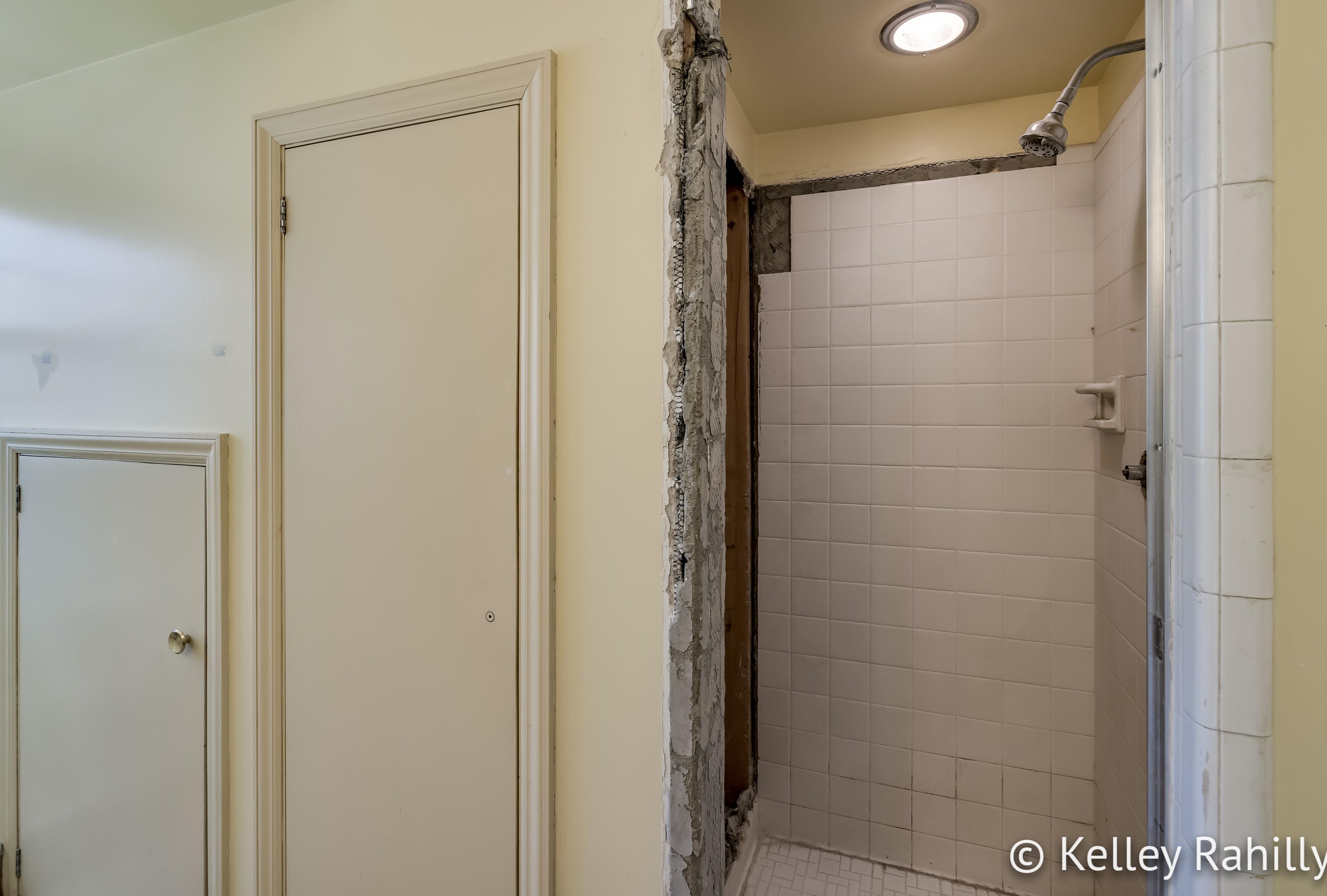 2149 Shiawassee Dr, Grand Rapids MI  49506-5338 exterior