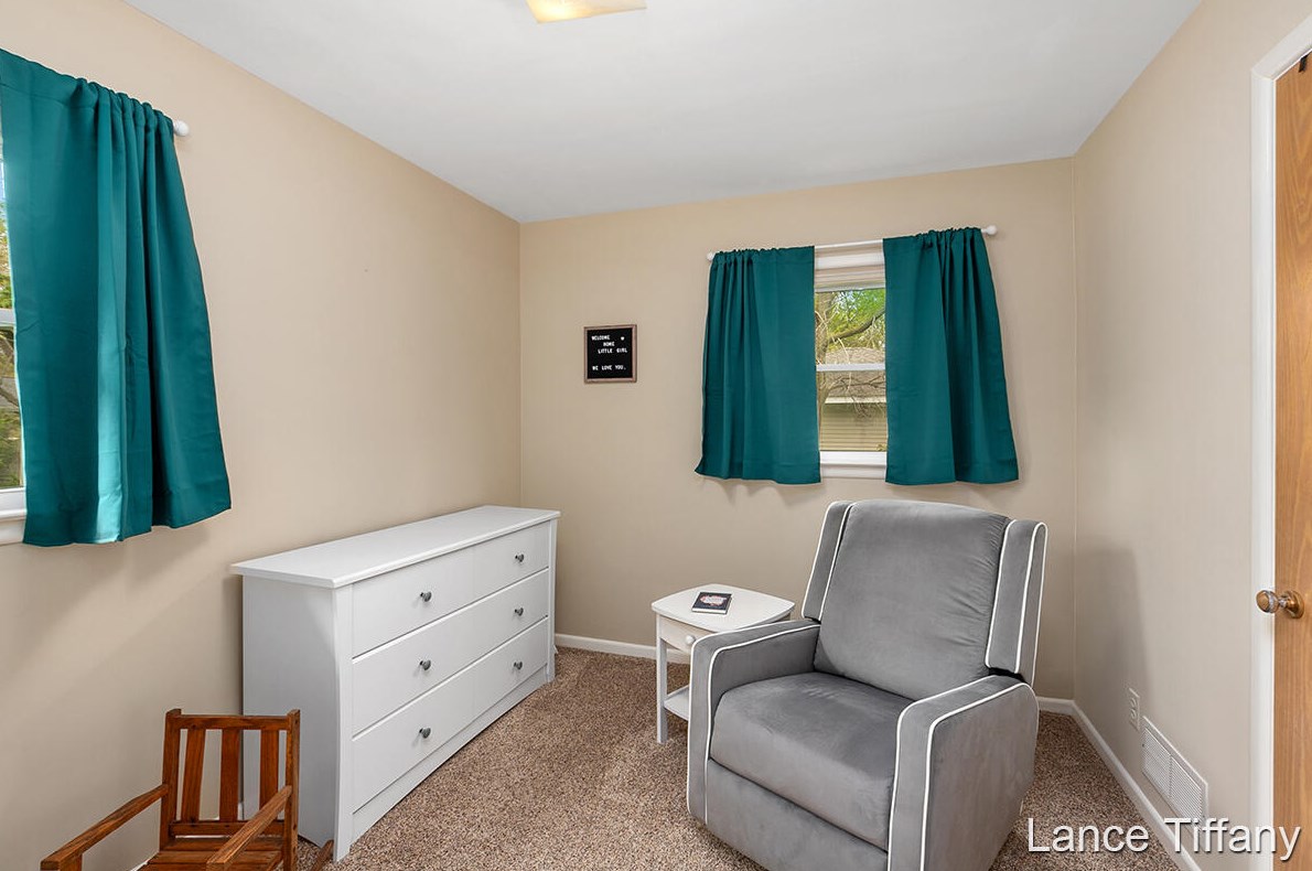 7487 Glendora Ave, Jenison MI  49428-9708 exterior