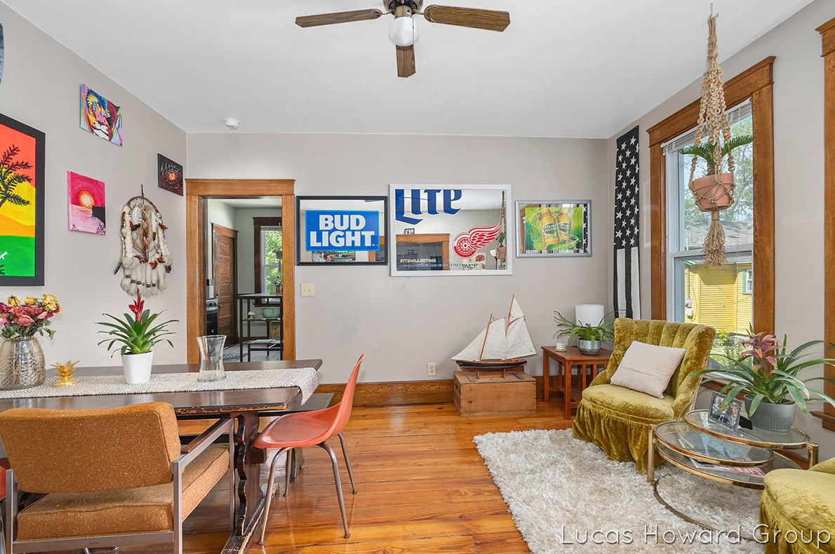 855 3 St, Grand Rapids MI 49504-5128 exterior