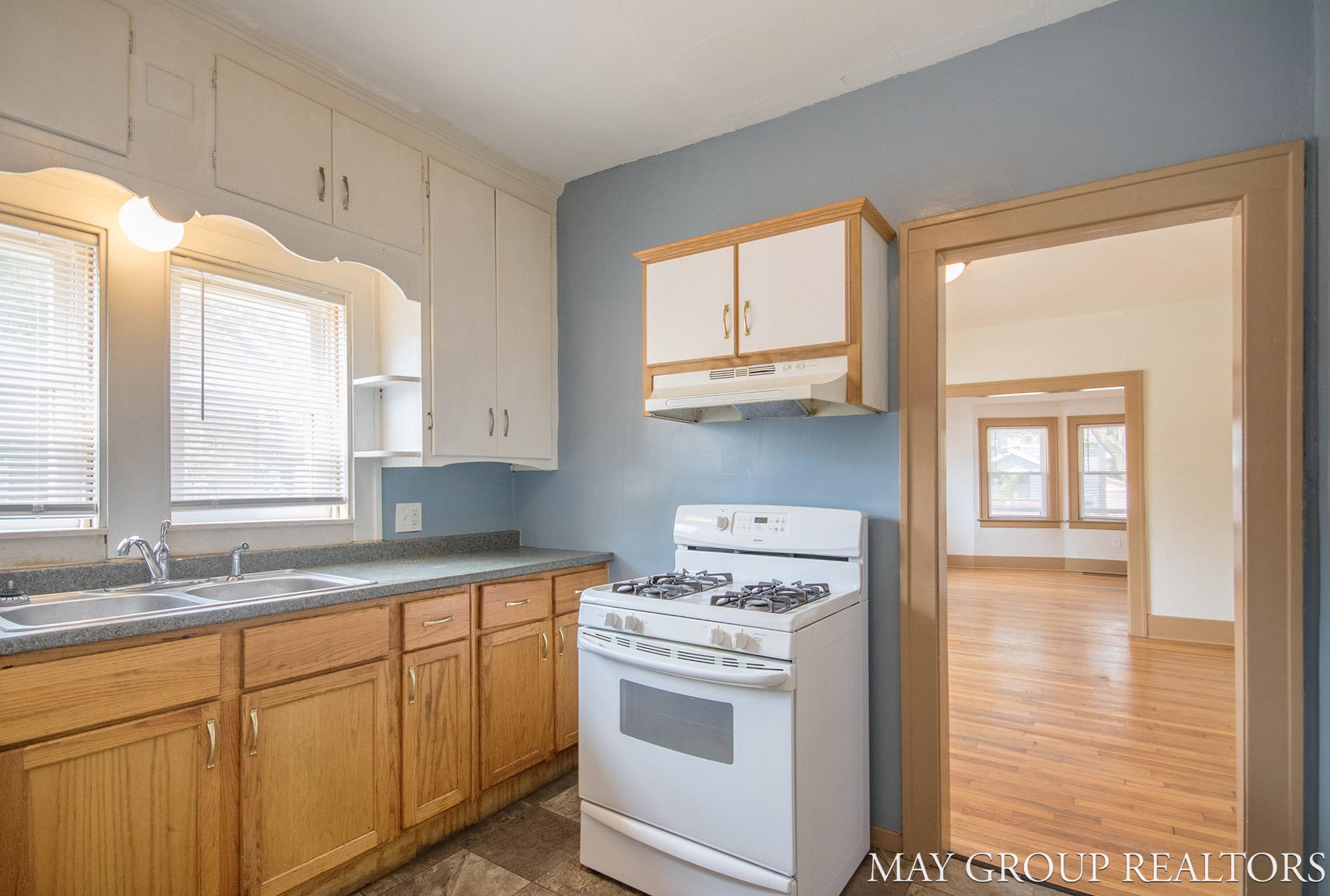 1632 Jefferson Ave, Grand Rapids MI 49507-2546 exterior