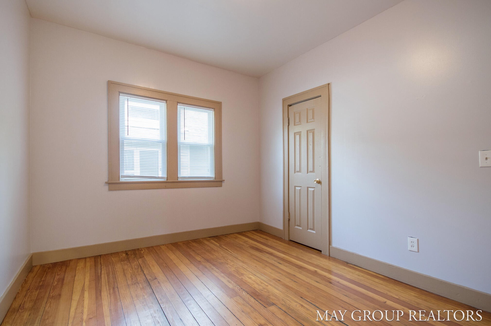 1632 Jefferson Ave, Grand Rapids MI 49507-2546 exterior