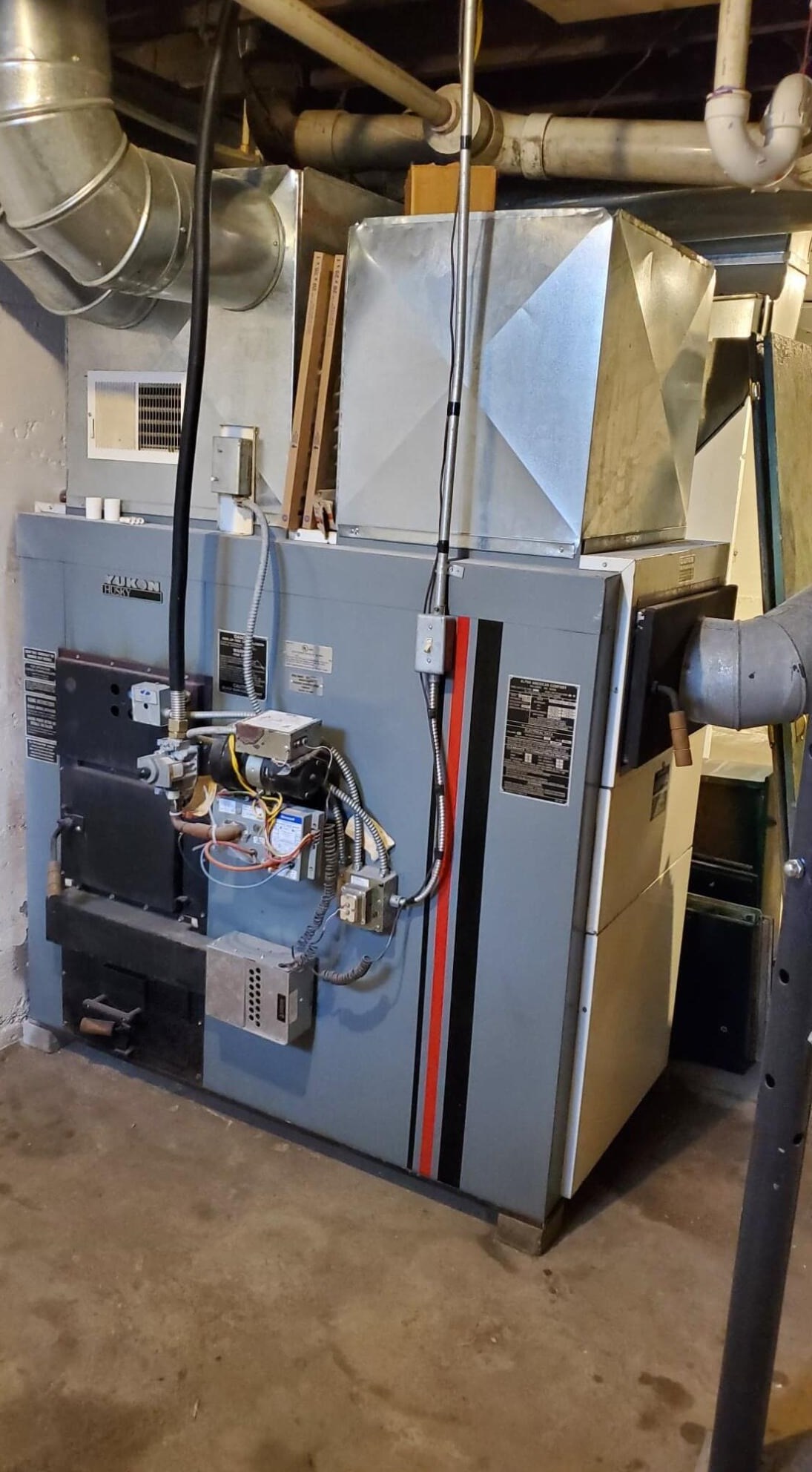 505 Main St, Springport MI  49284-9775 exterior