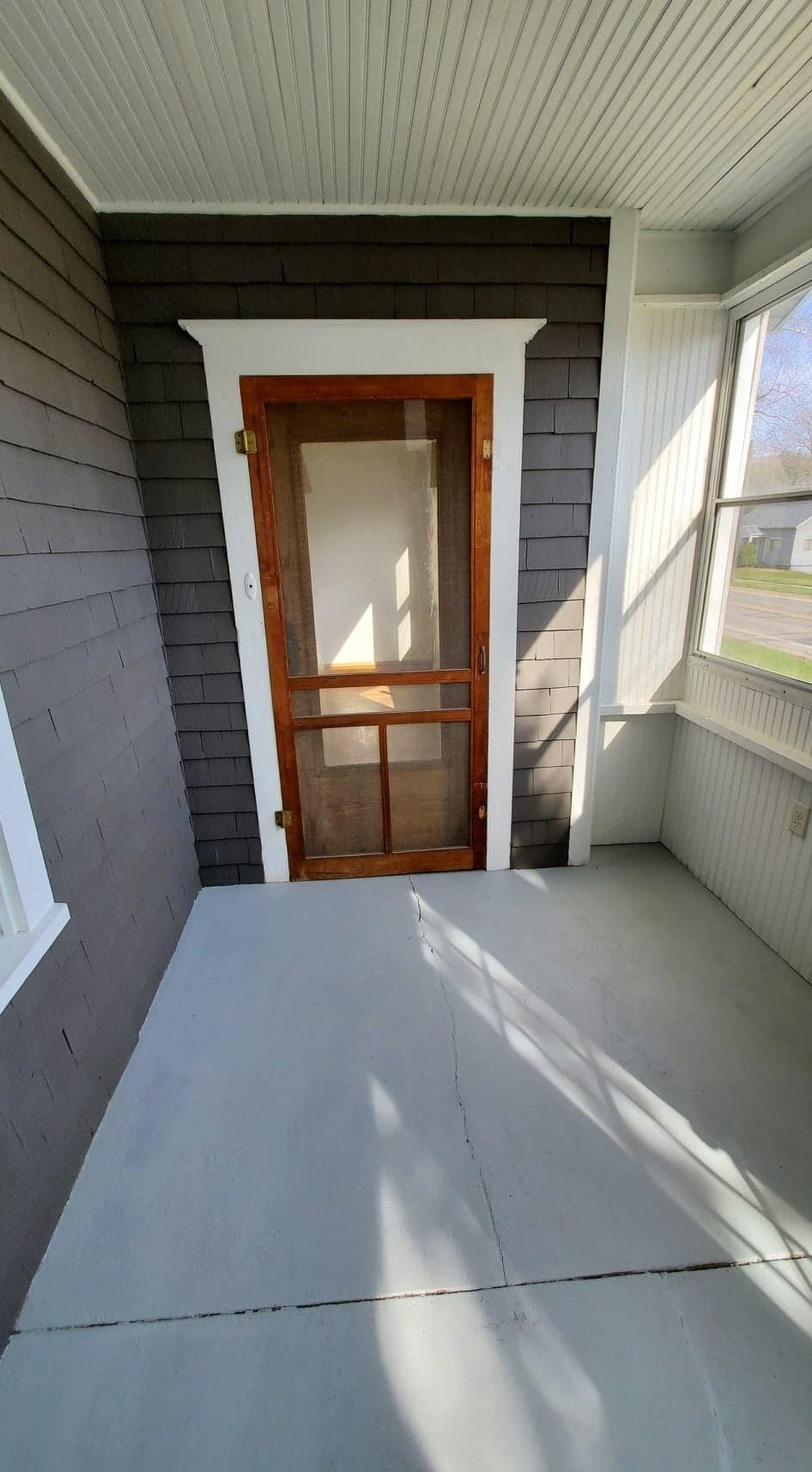 505 Main St, Springport MI  49284-9775 exterior