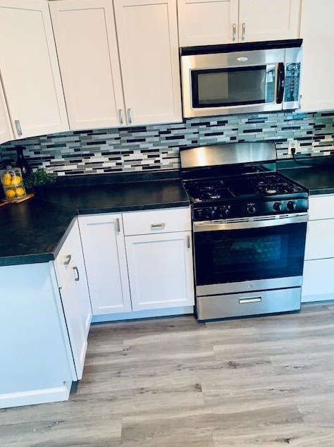 7676 Steele Ave, Jenison MI  49428-7981 exterior