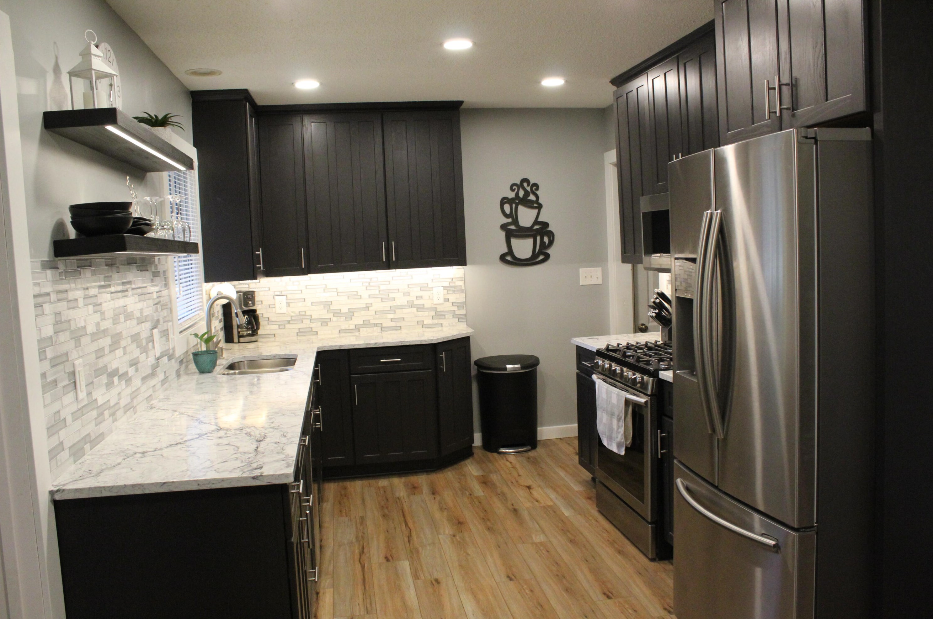 7572 Floral Ave, Jenison MI  49428-9734 exterior