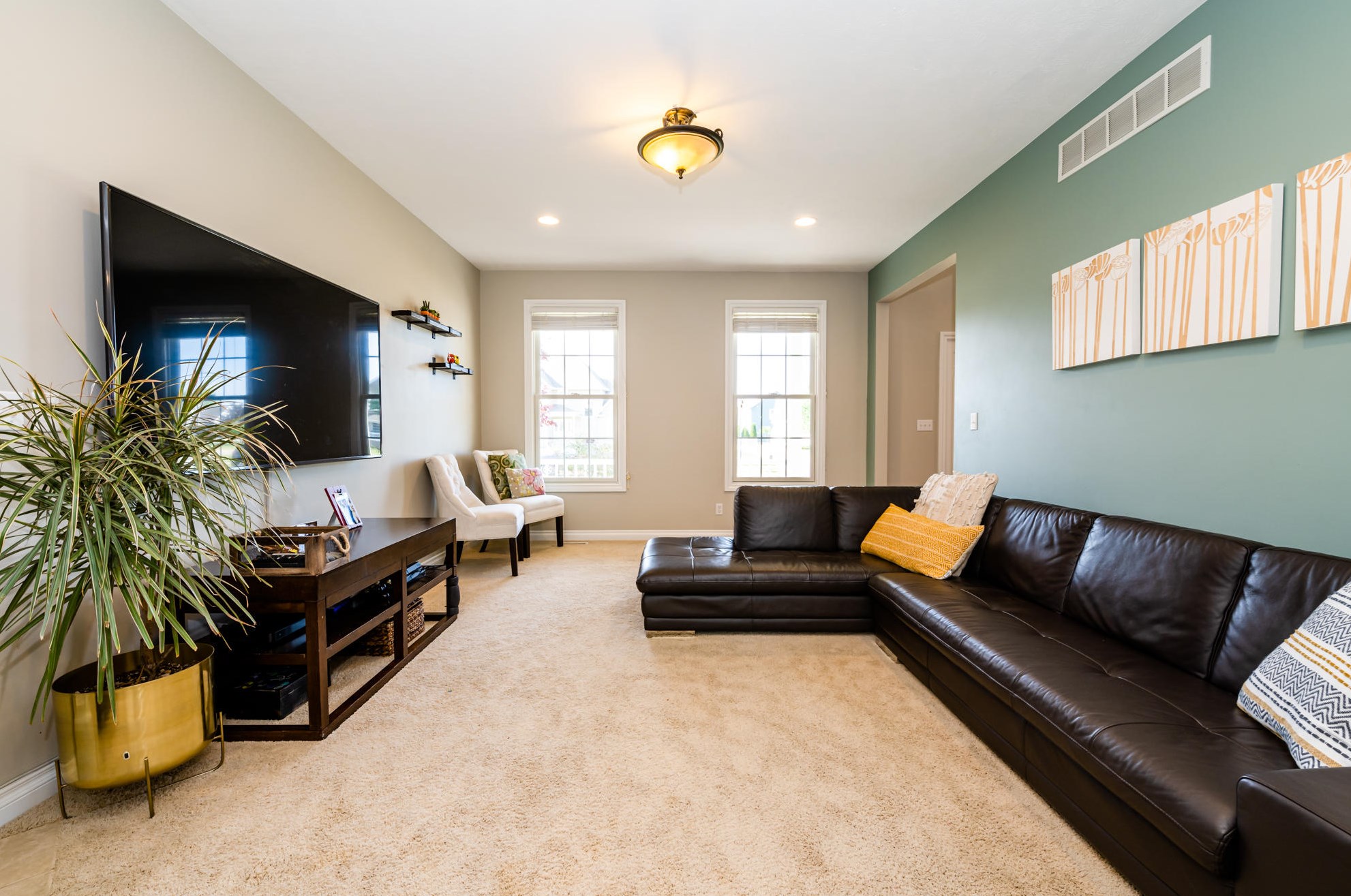 2175 Mccormick Trl, Stevensville MI  49127-8631 exterior