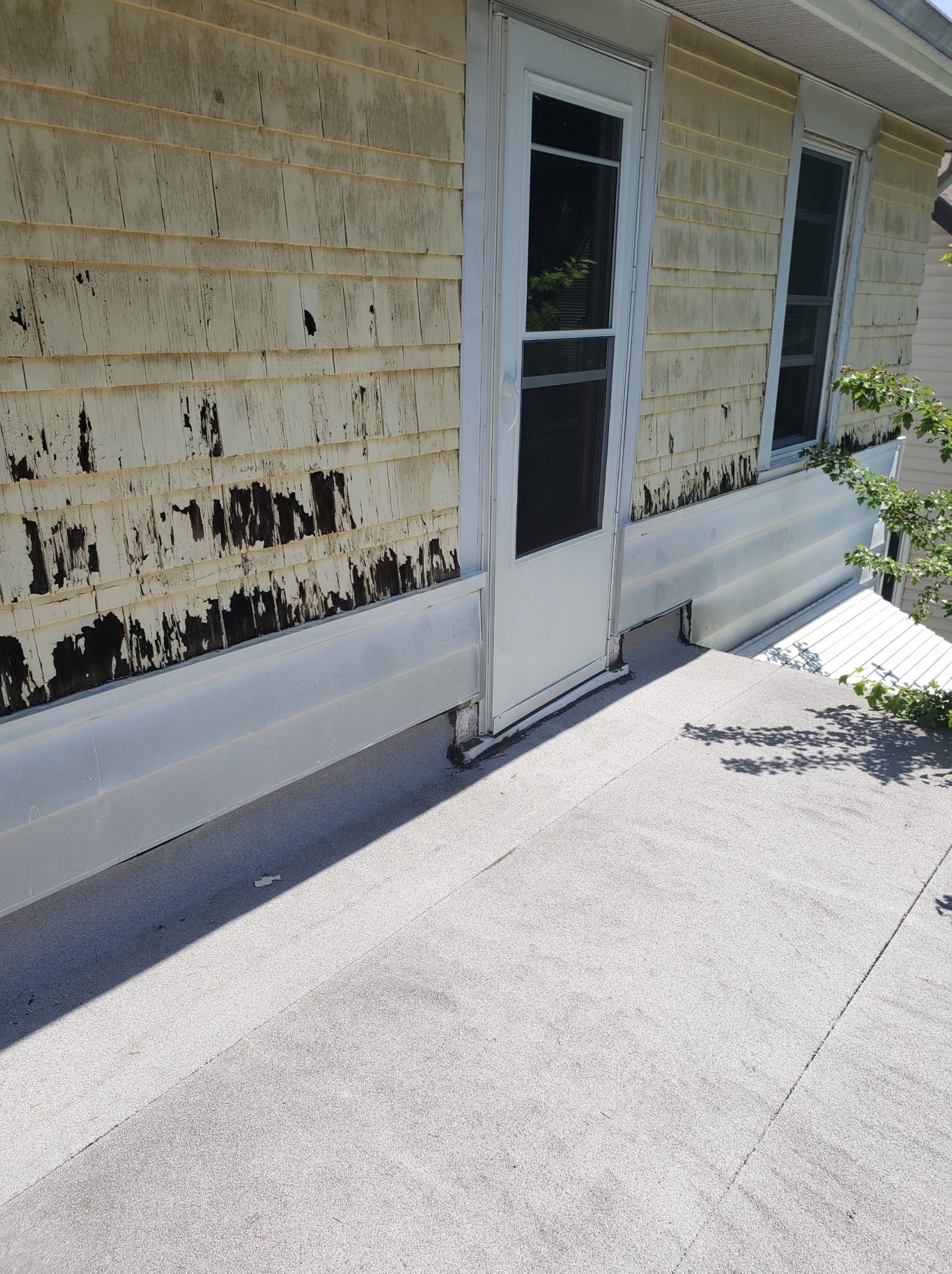 919 Garfield Ave, Grand Rapids MI  49504-4022 exterior