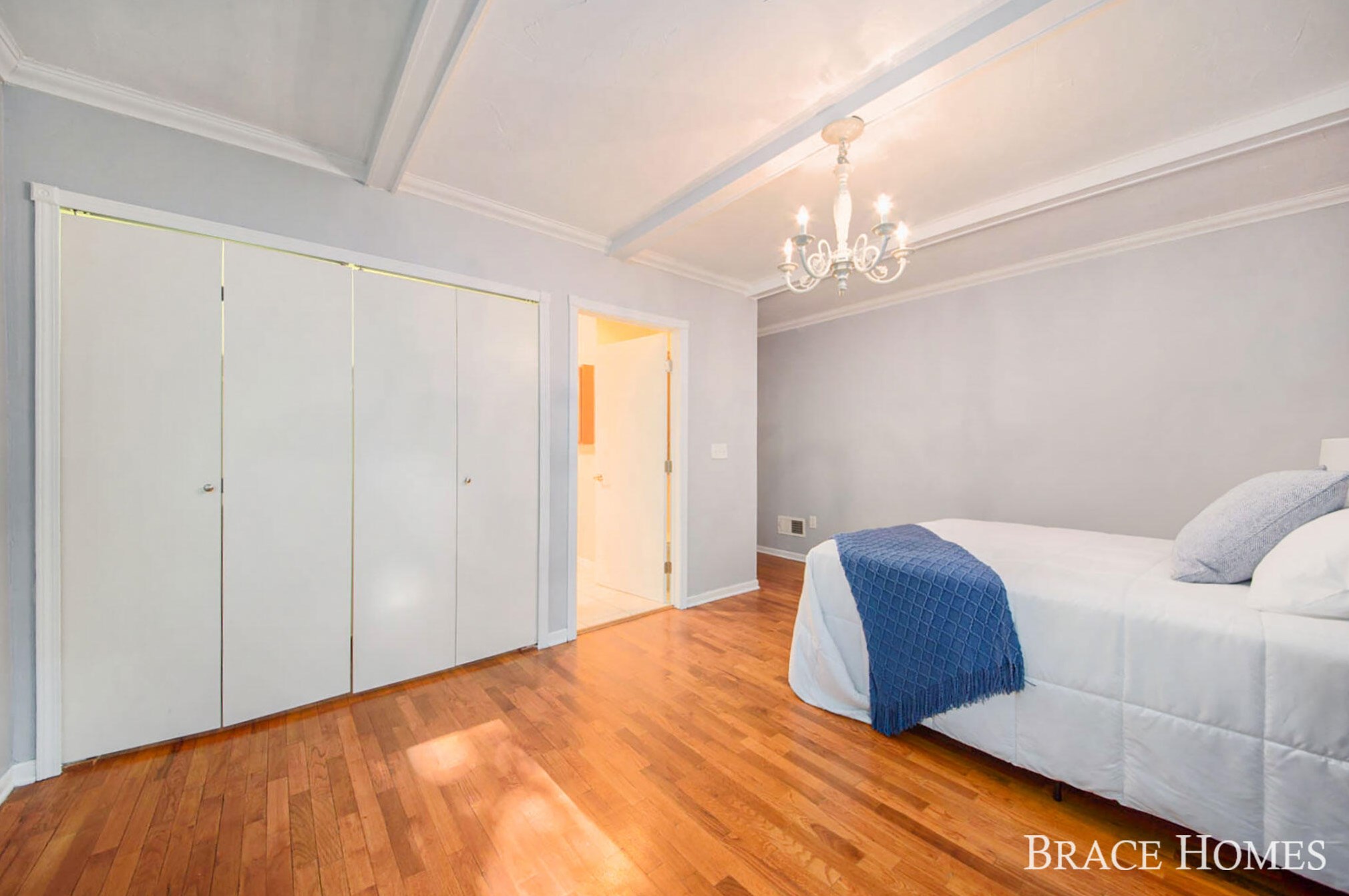 1577 Leffingwell Ave, Grand Rapids MI  49525-4527 exterior