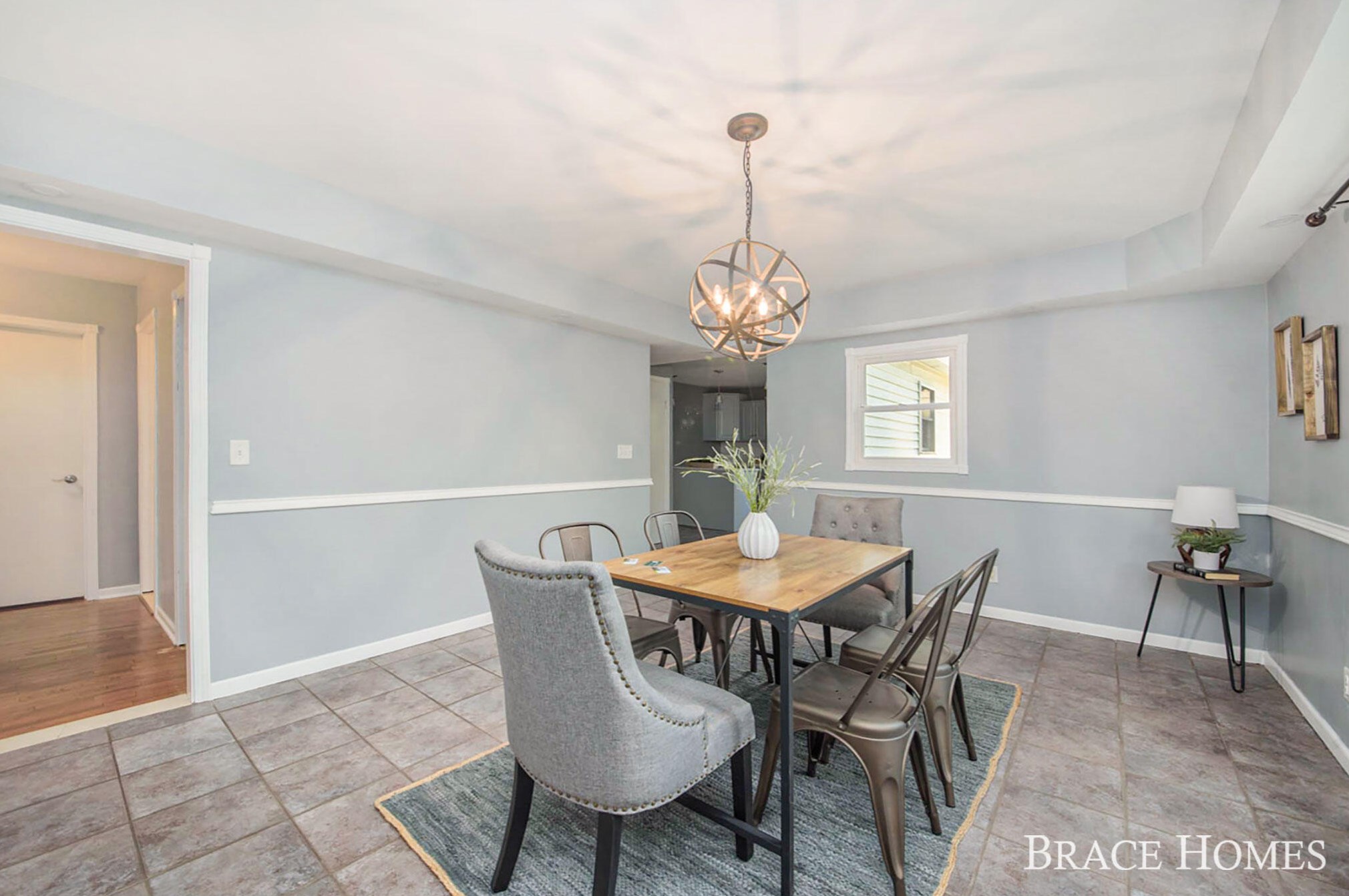 1577 Leffingwell Ave, Grand Rapids MI  49525-4527 exterior