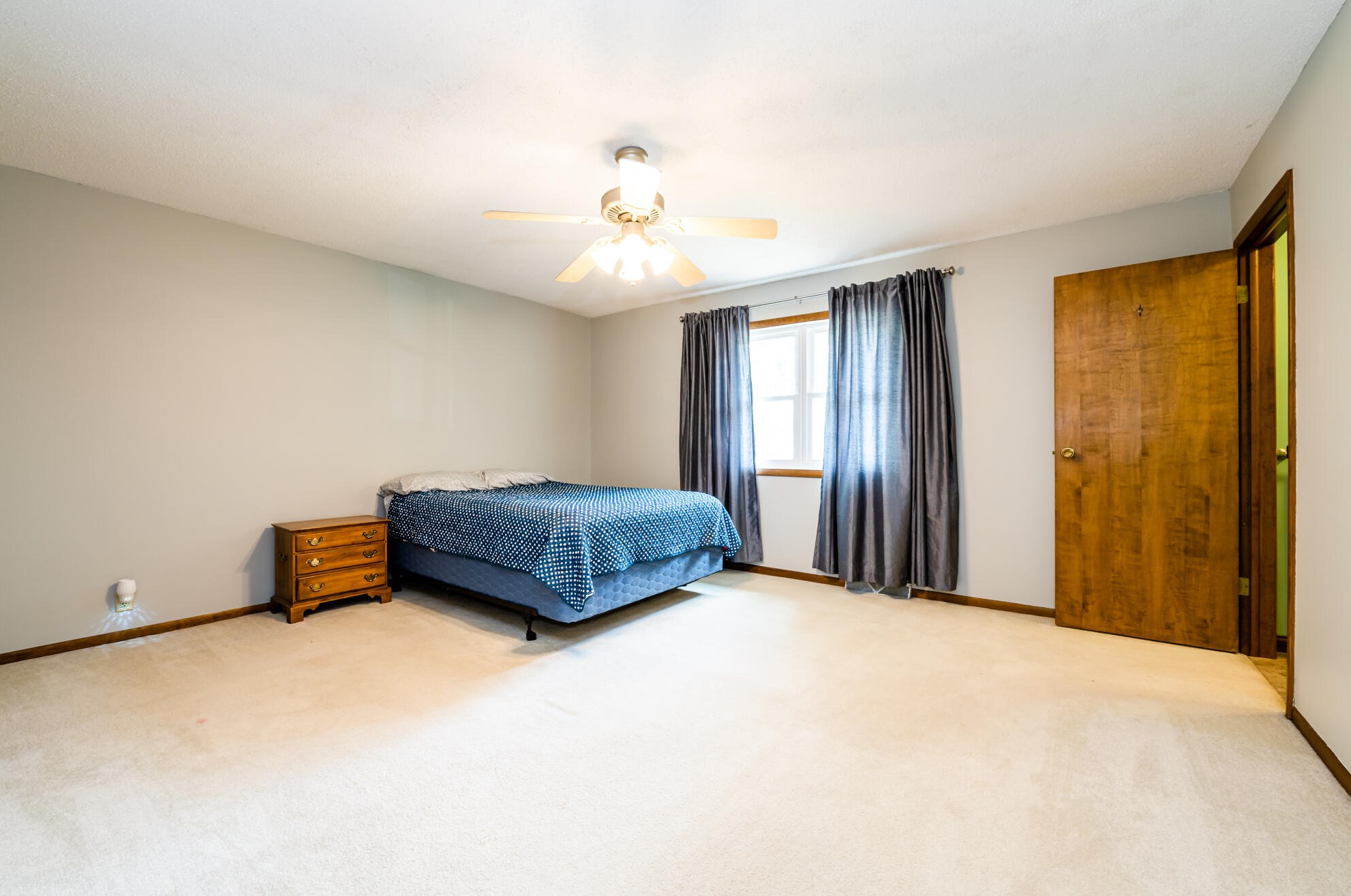 5172 Riverview Dr, Coloma MI  49038-9550 exterior