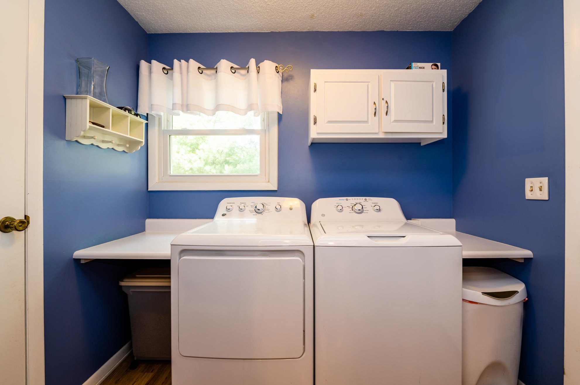 5172 Riverview Dr, Coloma MI  49038-9550 exterior