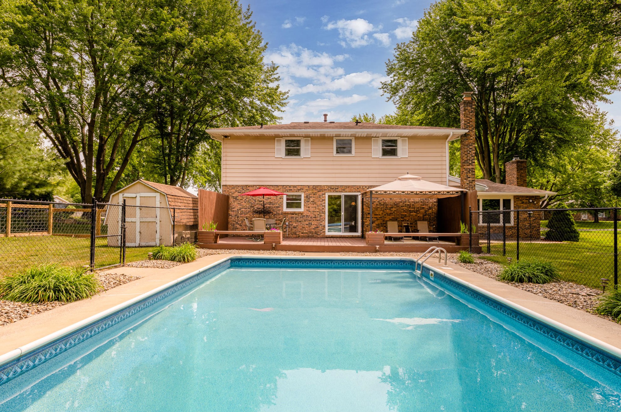 5172 Riverview Dr, Coloma MI  49038-9550 exterior