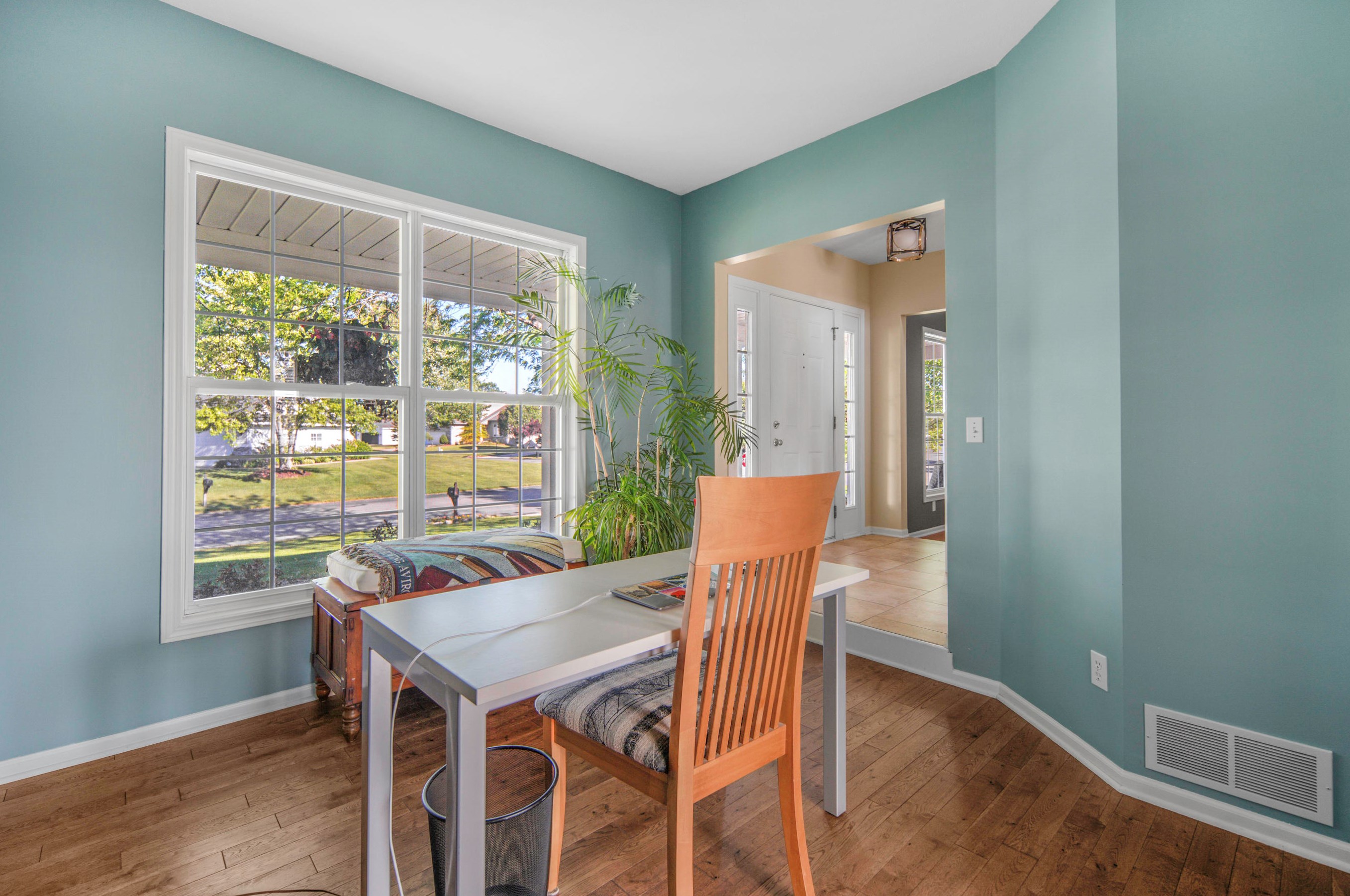 1030 Dogwood Mdw Dr, Ada MI 49301-9411 exterior