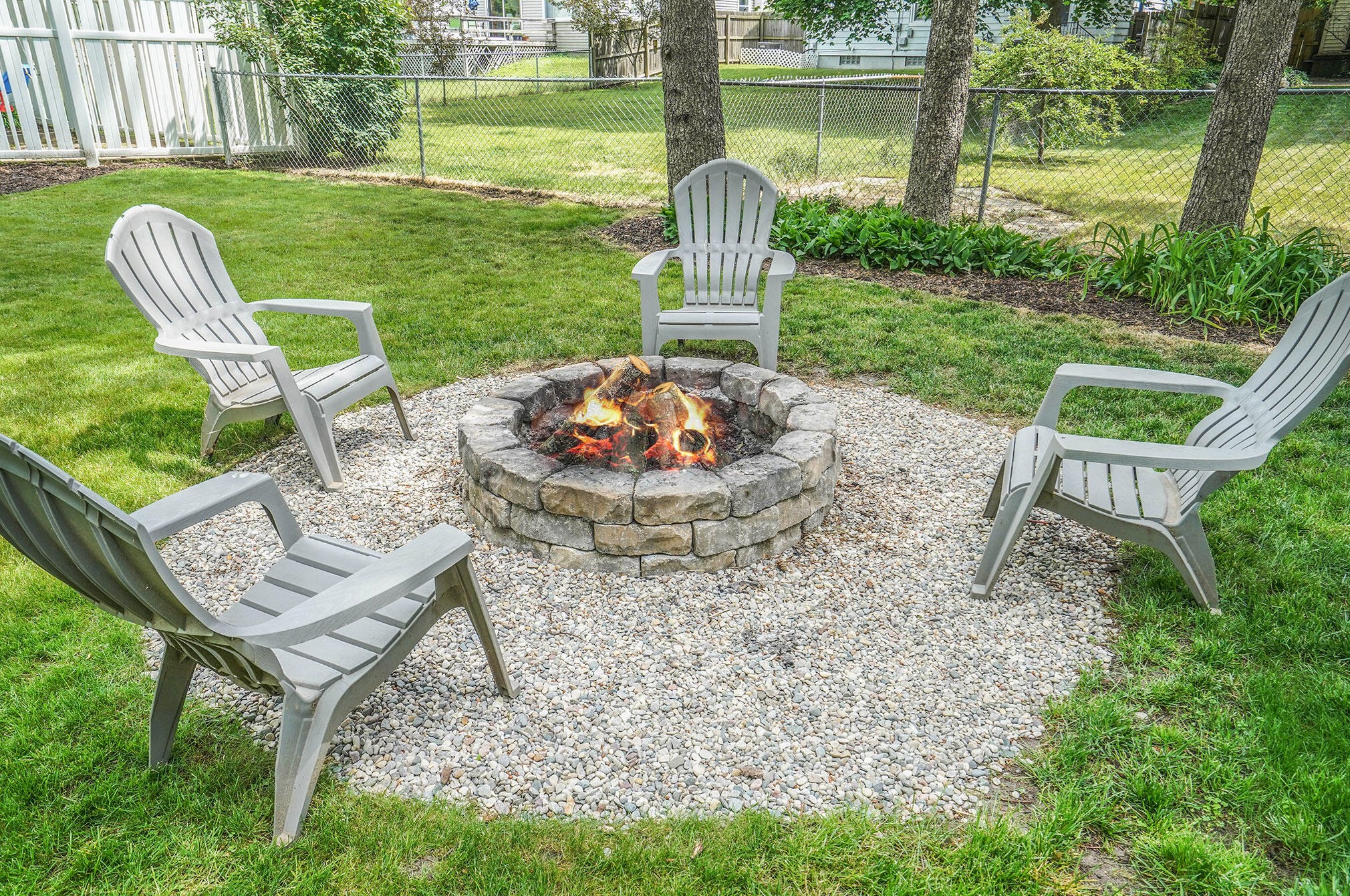 1668 Hall St, Grand Rapids MI  49506-3964 exterior