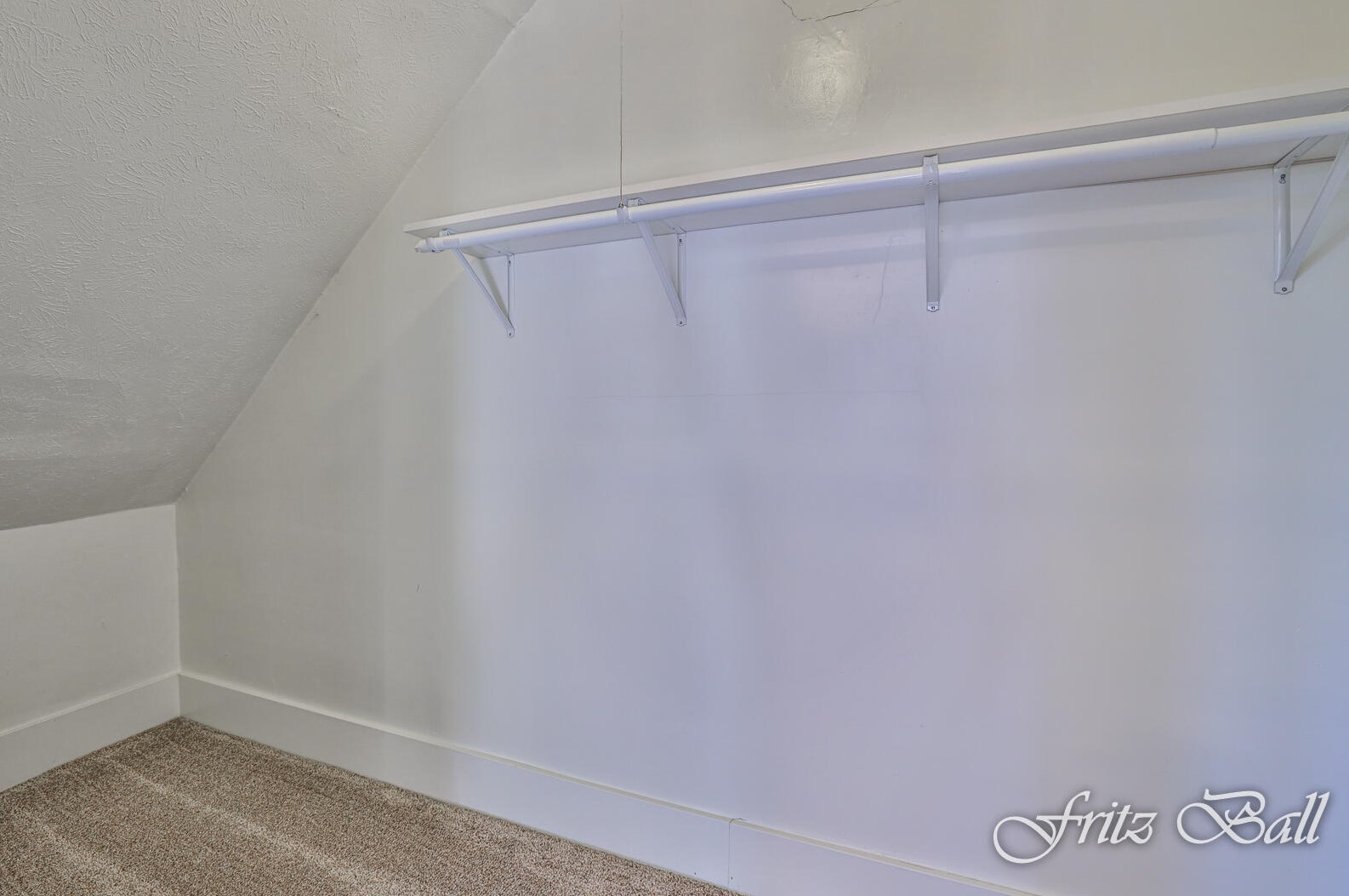 1930 Jefferson Ave, Grand Rapids MI  49507-2512 exterior