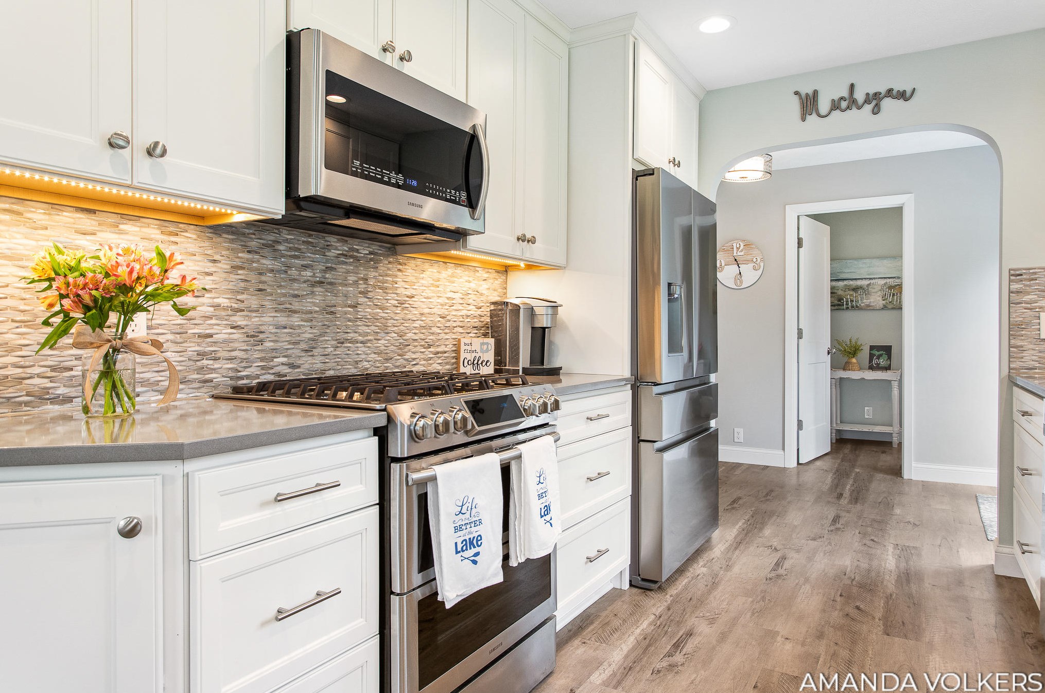 15609 Littlefield Ln, Spring Lake MI 49456-1129 exterior