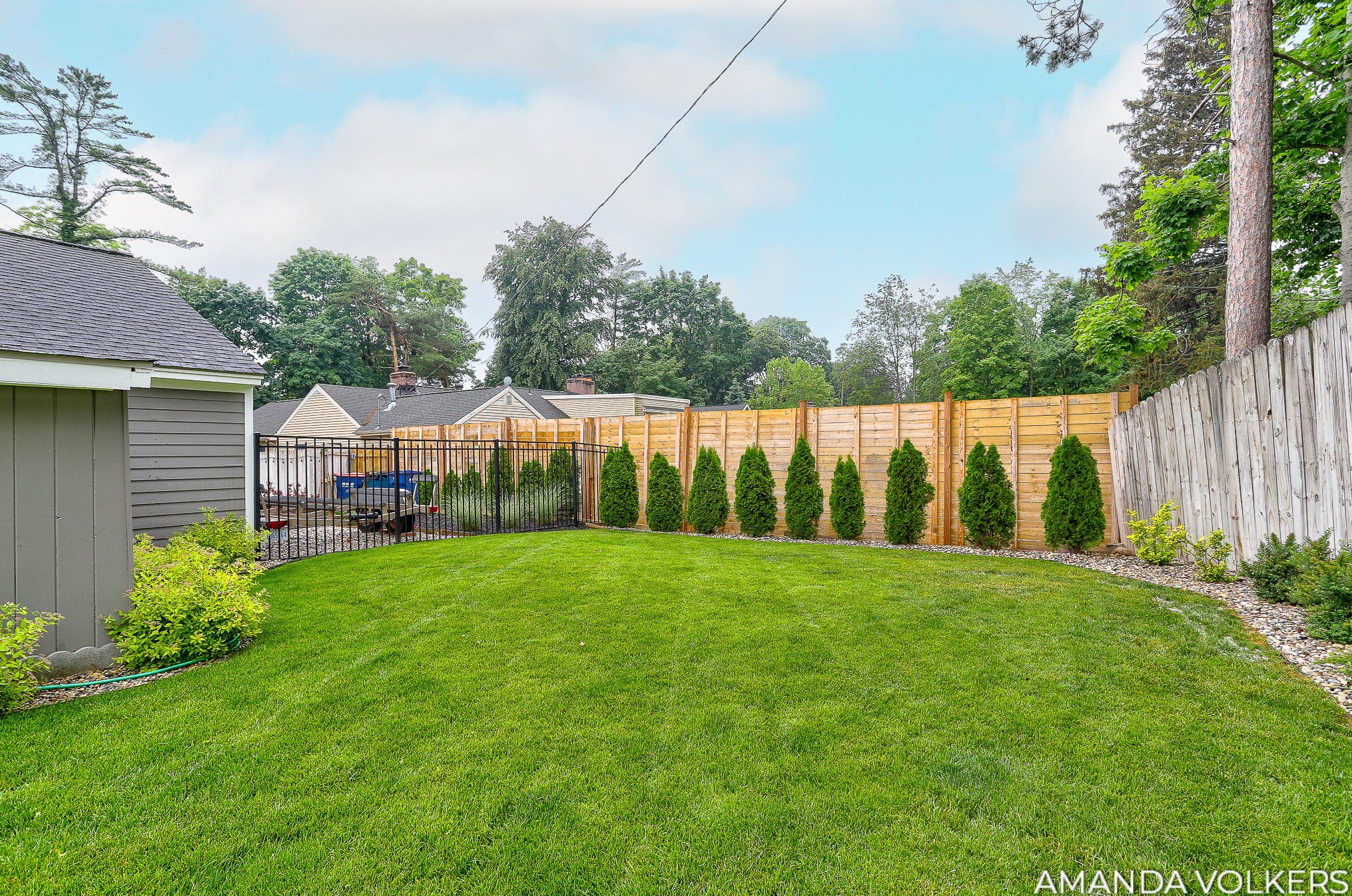 15609 Littlefield Ln, Spring Lake MI 49456-1129 exterior