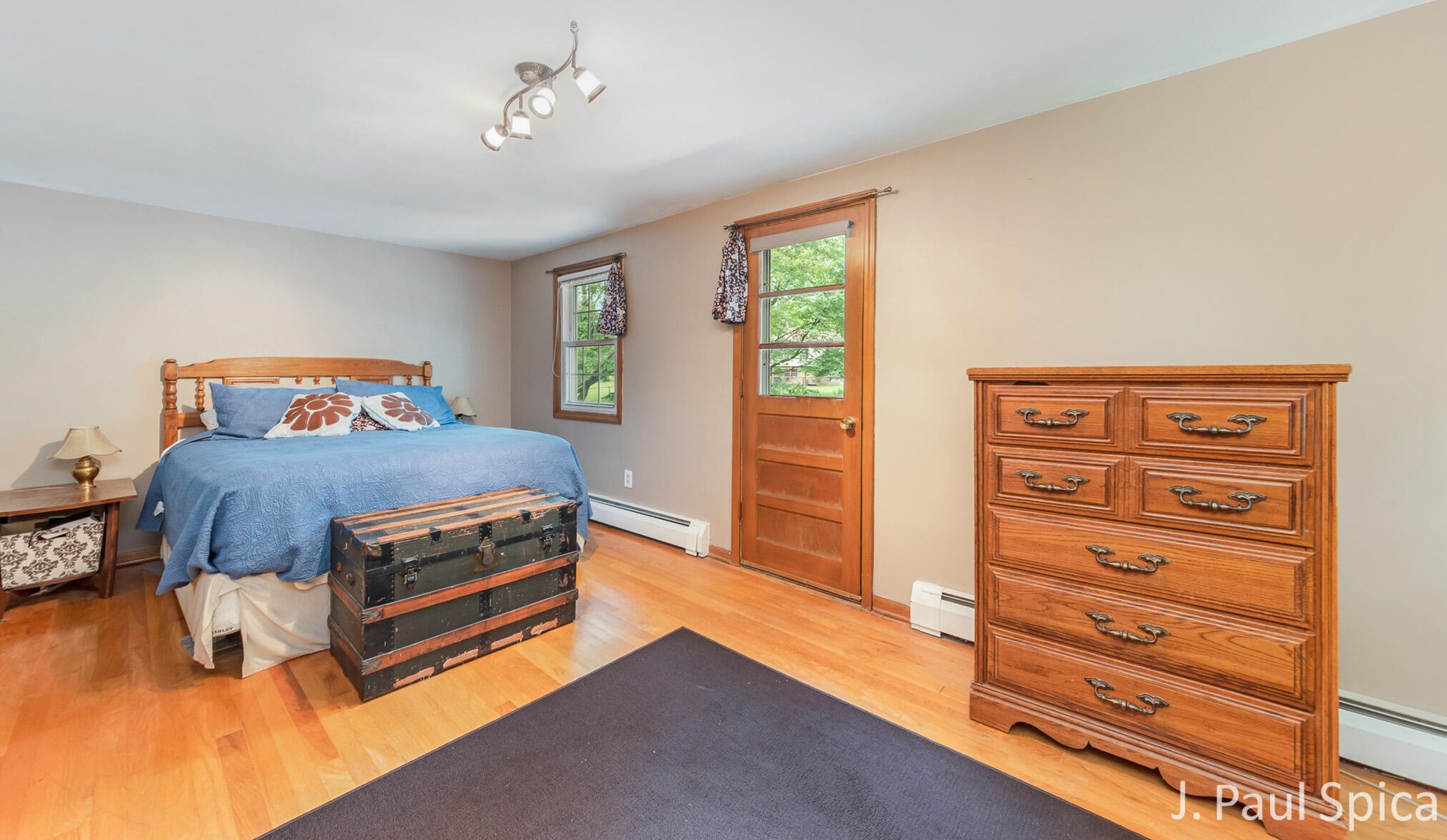 5685 Juanita Dr, Grand Rapids MI  49508-6466 exterior