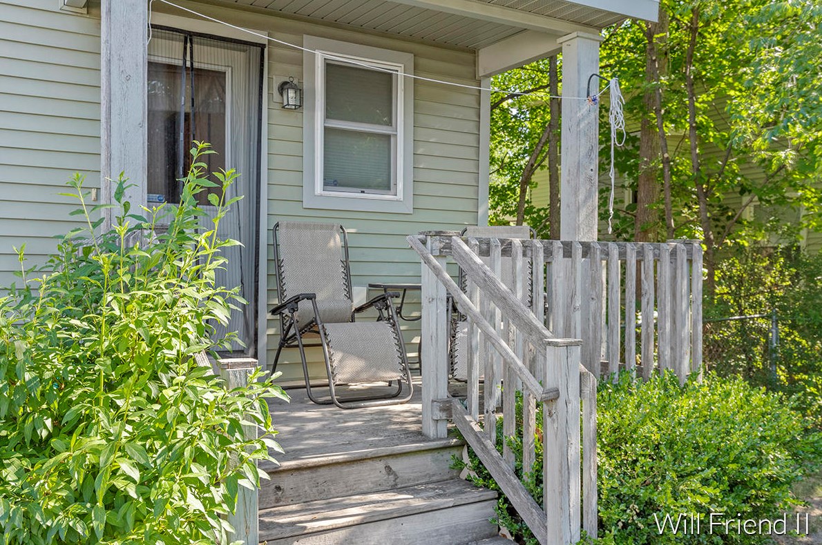 134 Kirtland St, Grand Rapids MI  49507-2929 exterior