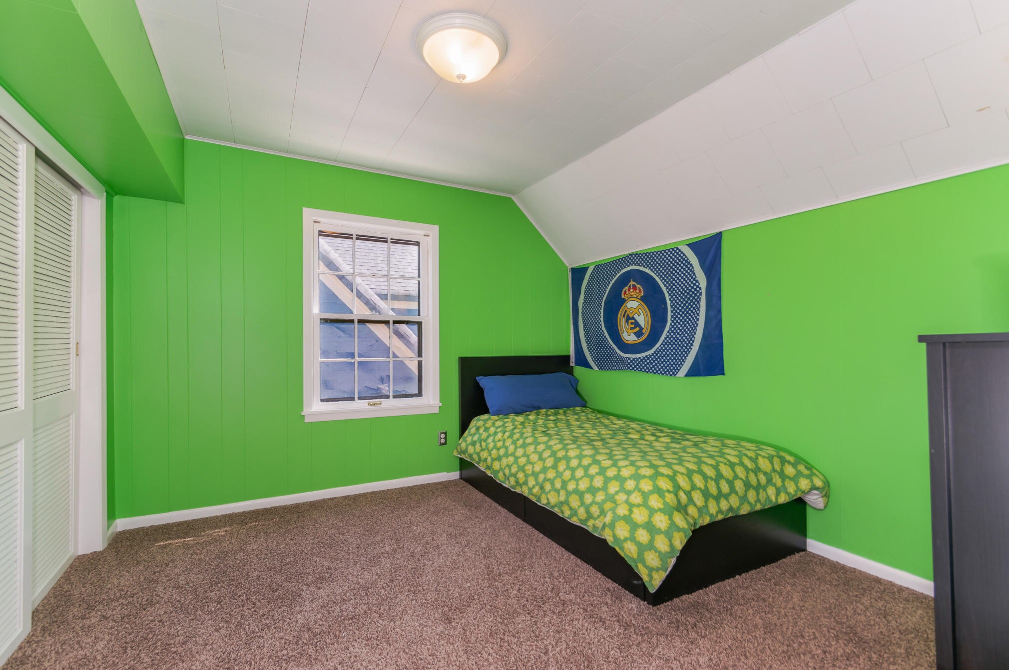 2105 Paris Ave, Grand Rapids MI  49507-3121 exterior