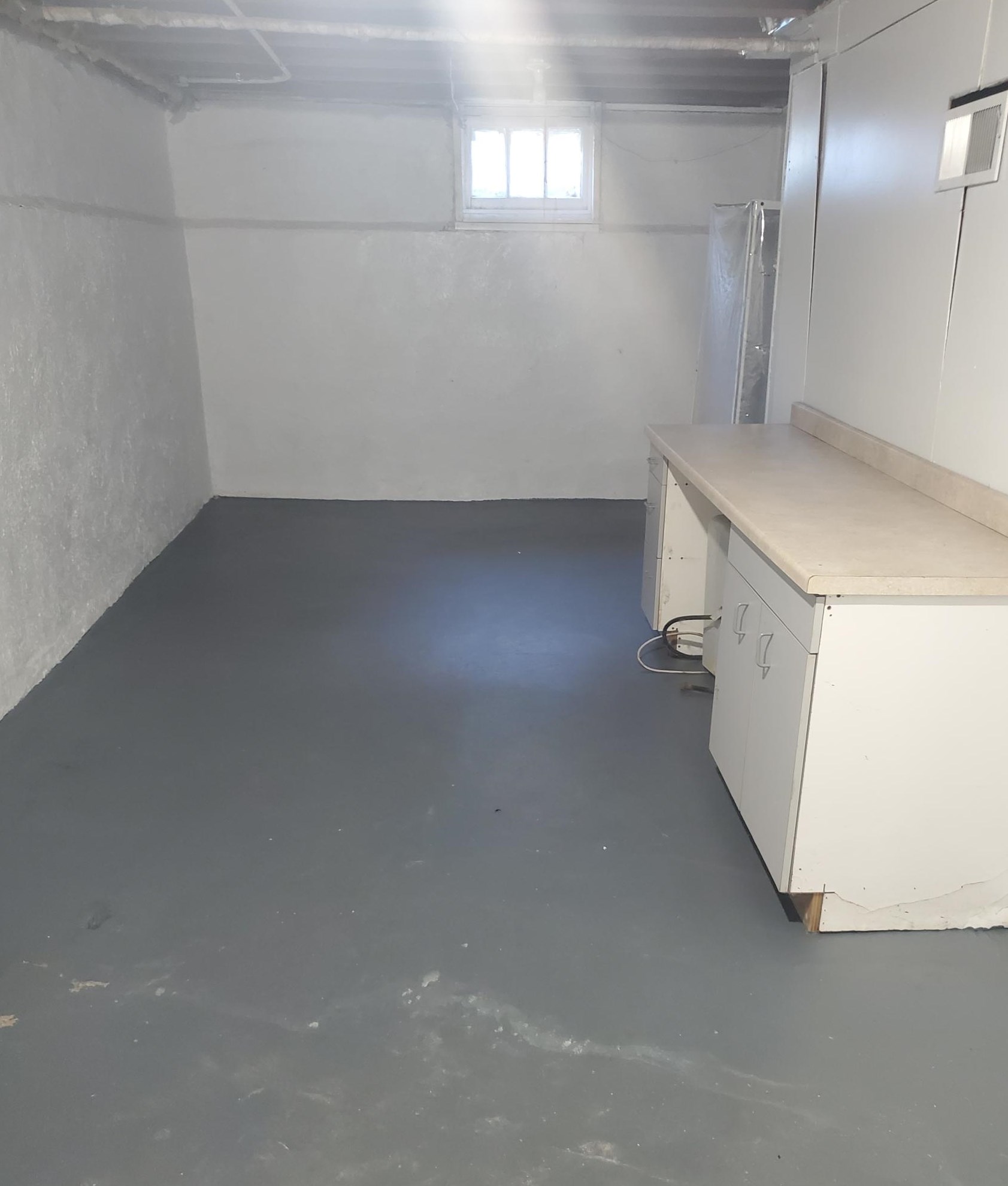 839 Valley Ave, Grand Rapids MI  49504-4056 exterior