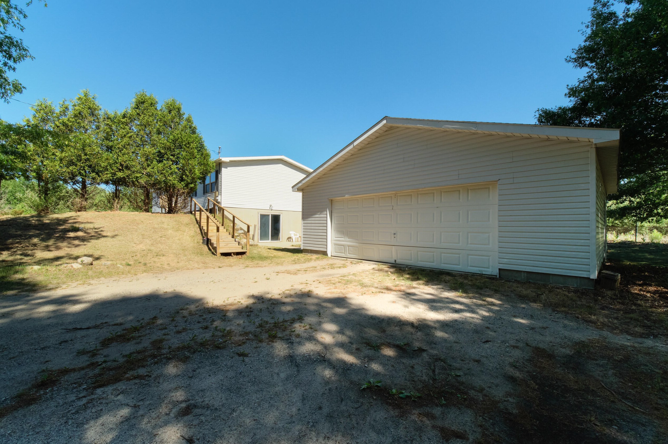 2606 County Line Rd, Stronach MI 49660-9197 exterior