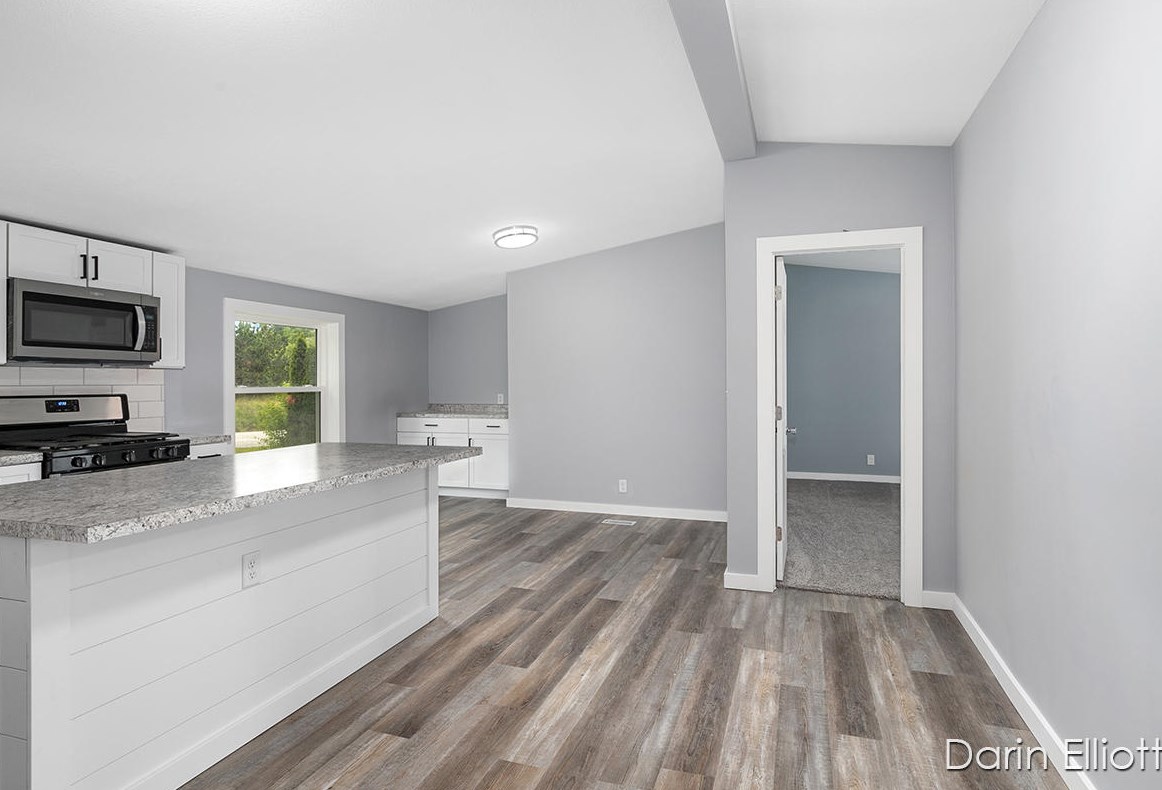 8500 Peck Lake Rd, Saranac MI  48881-9633 exterior