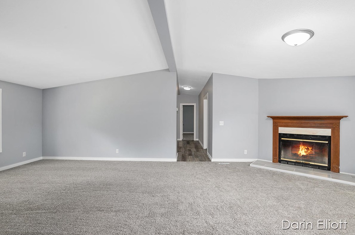 8500 Peck Lake Rd, Saranac MI  48881-9633 exterior