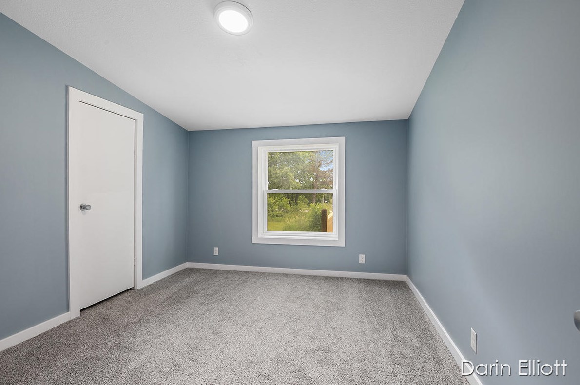 8500 Peck Lake Rd, Saranac MI  48881-9633 exterior