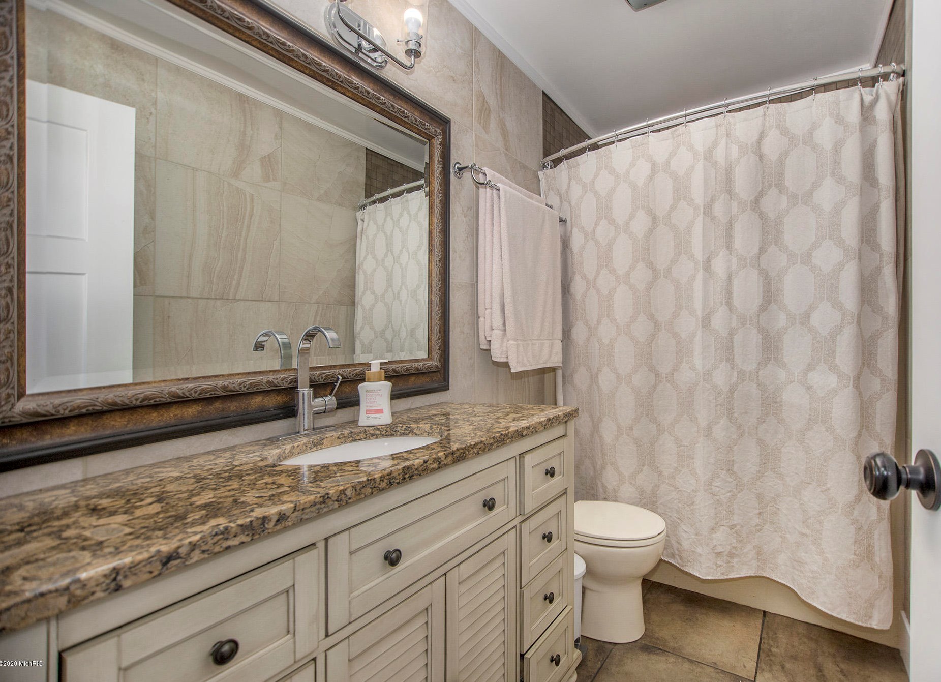 15304 Central Ave, Spring Lake MI  49456-9551 exterior