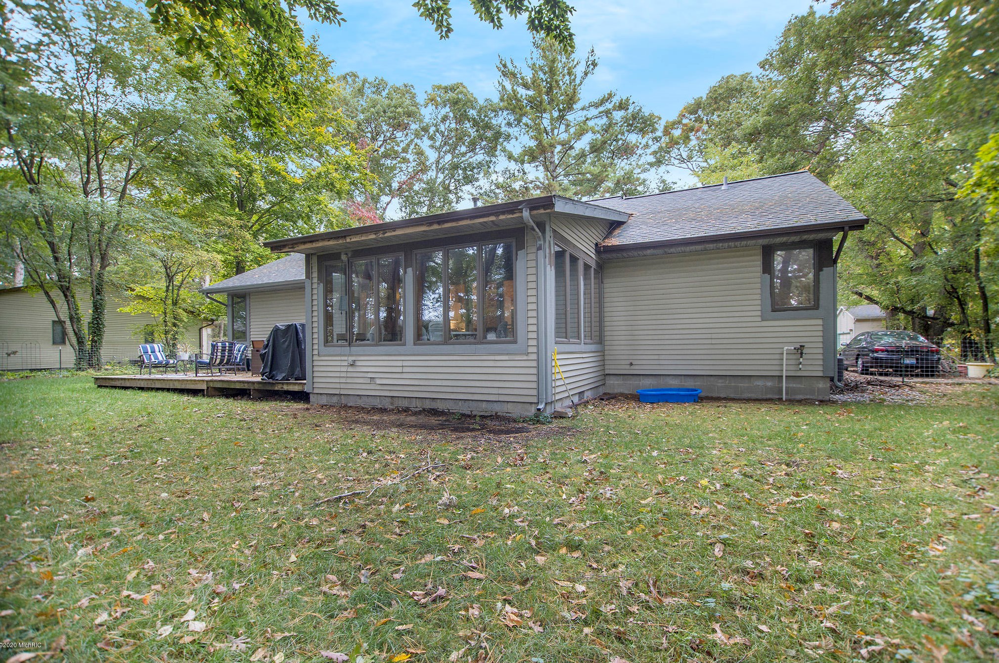 15304 Central Ave, Spring Lake MI  49456-9551 exterior