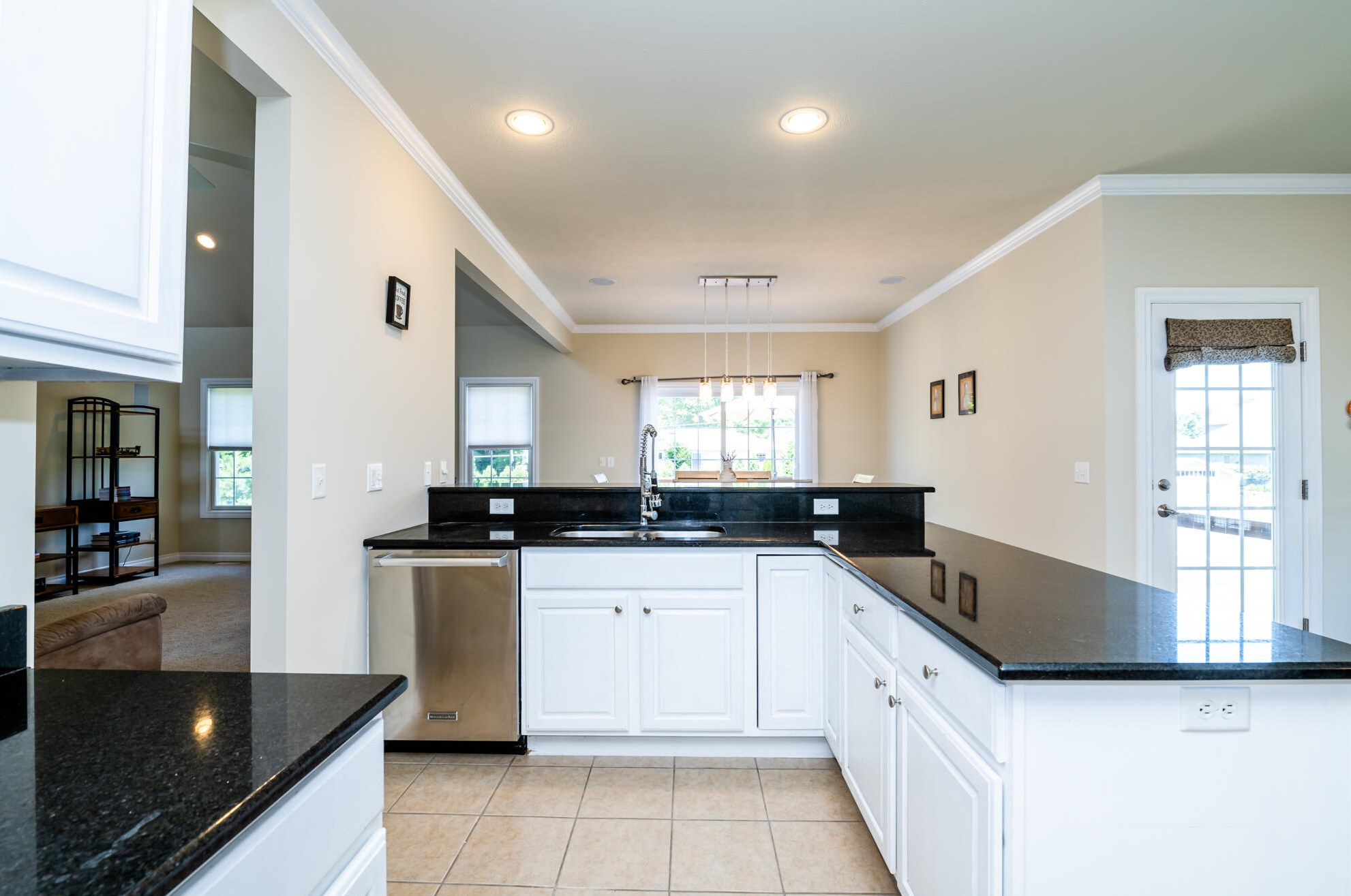 2163 Mccormick Trl, Stevensville MI  49127-8631 exterior